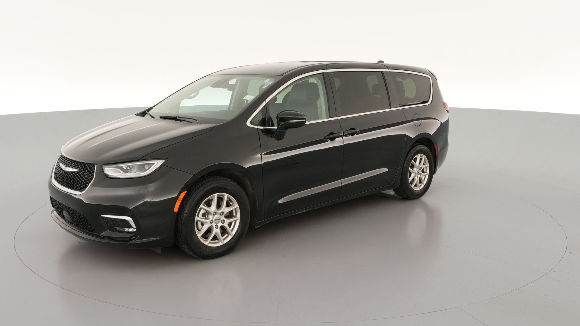 2024 Chrysler Pacifica vehicle photo