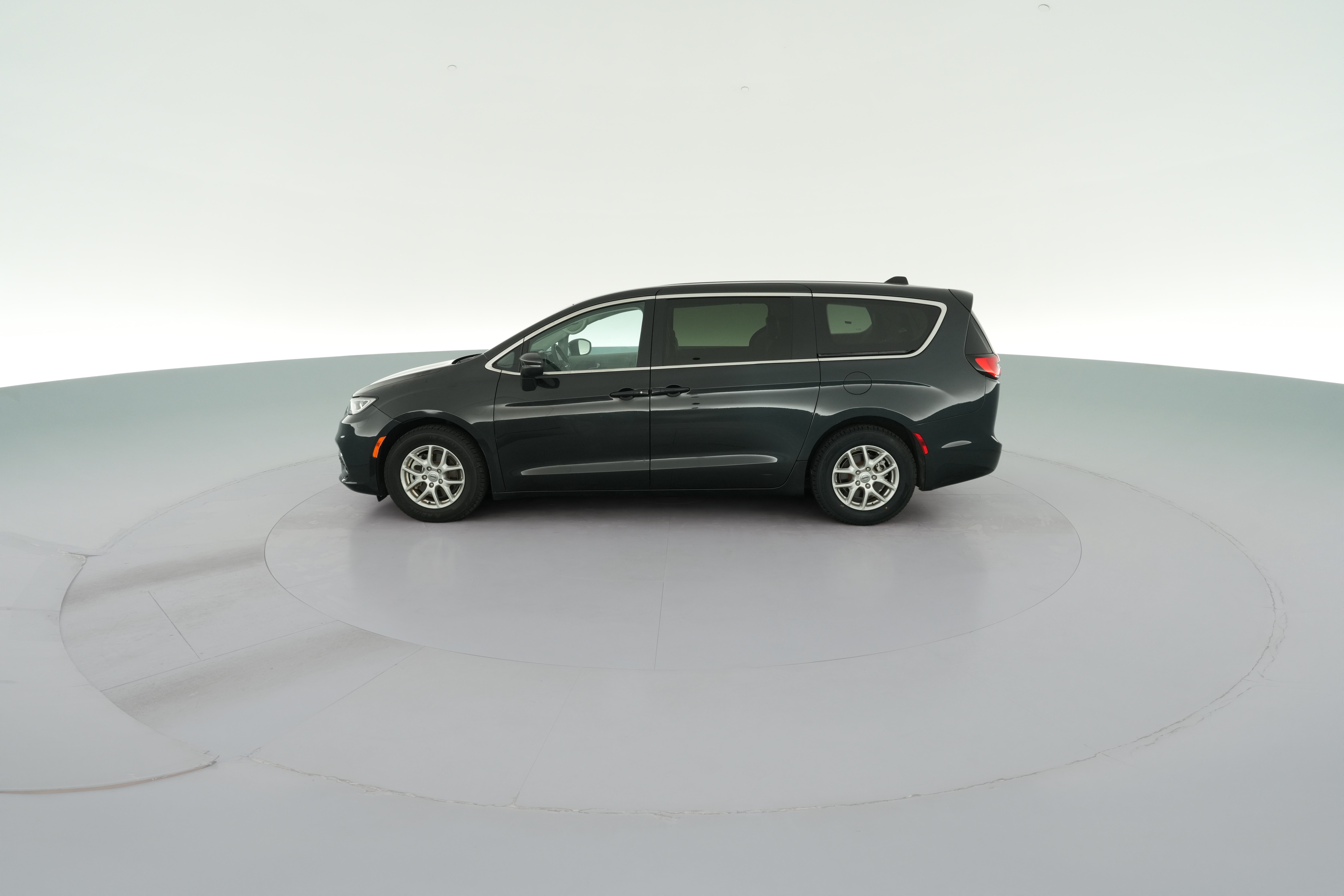 2023 Chrysler Pacifica Touring L - Photo 33
