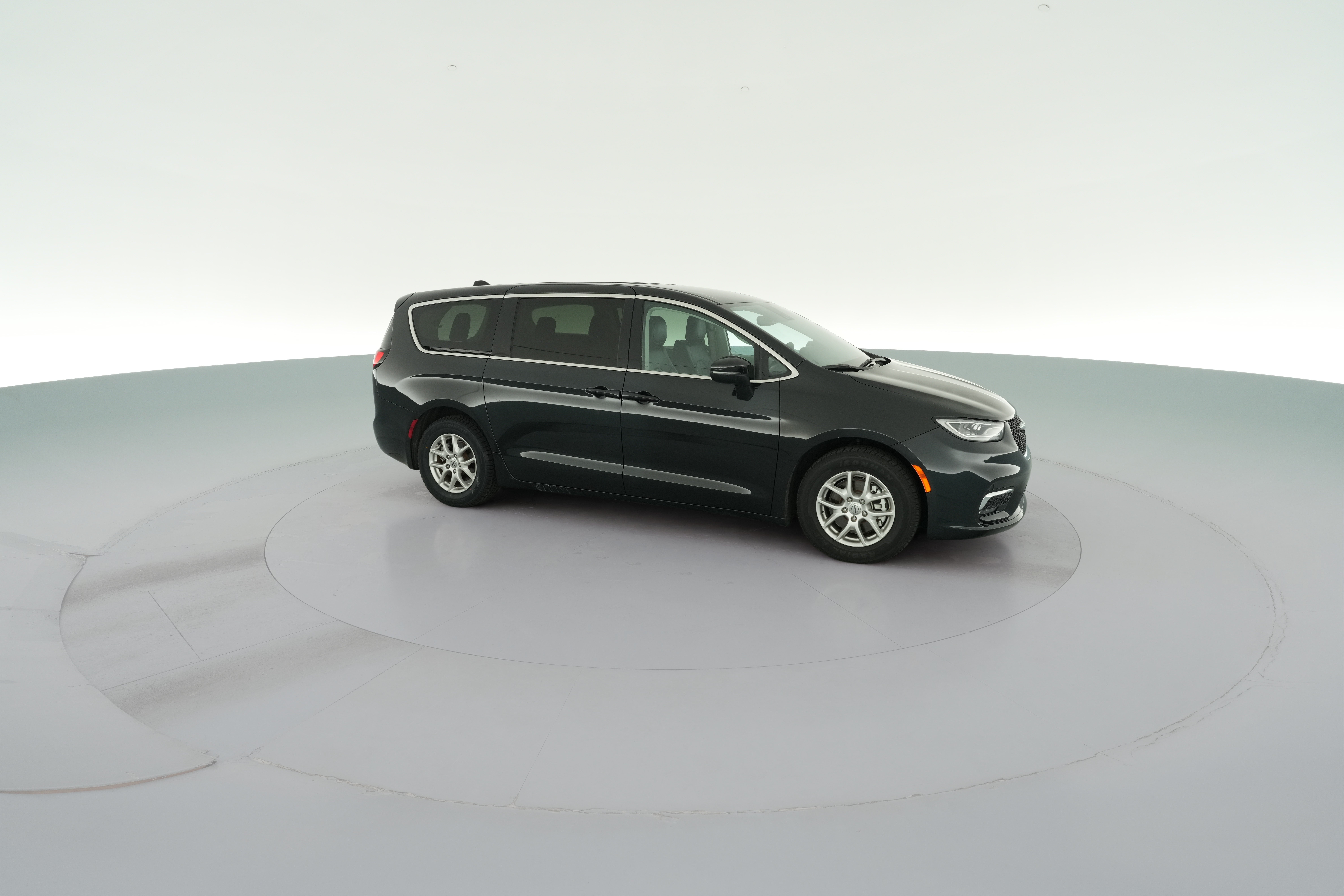 2023 Chrysler Pacifica Touring L - Photo 42