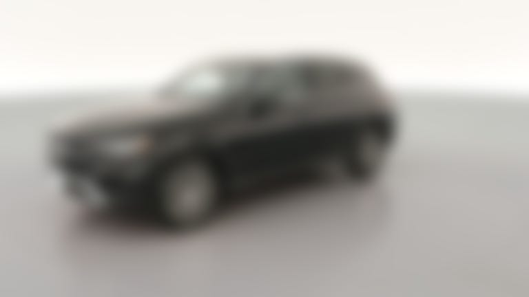 2024 Mercedes-Benz GLC vehicle photo