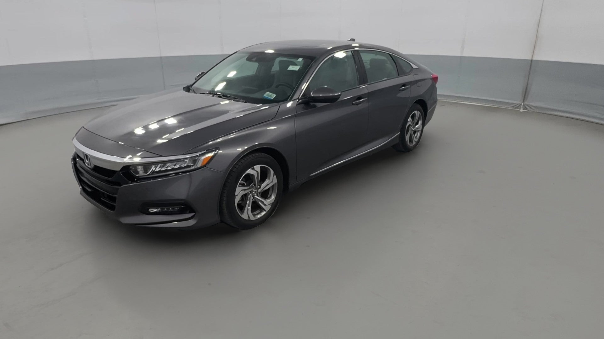 2018 Honda Accord vehicle photo