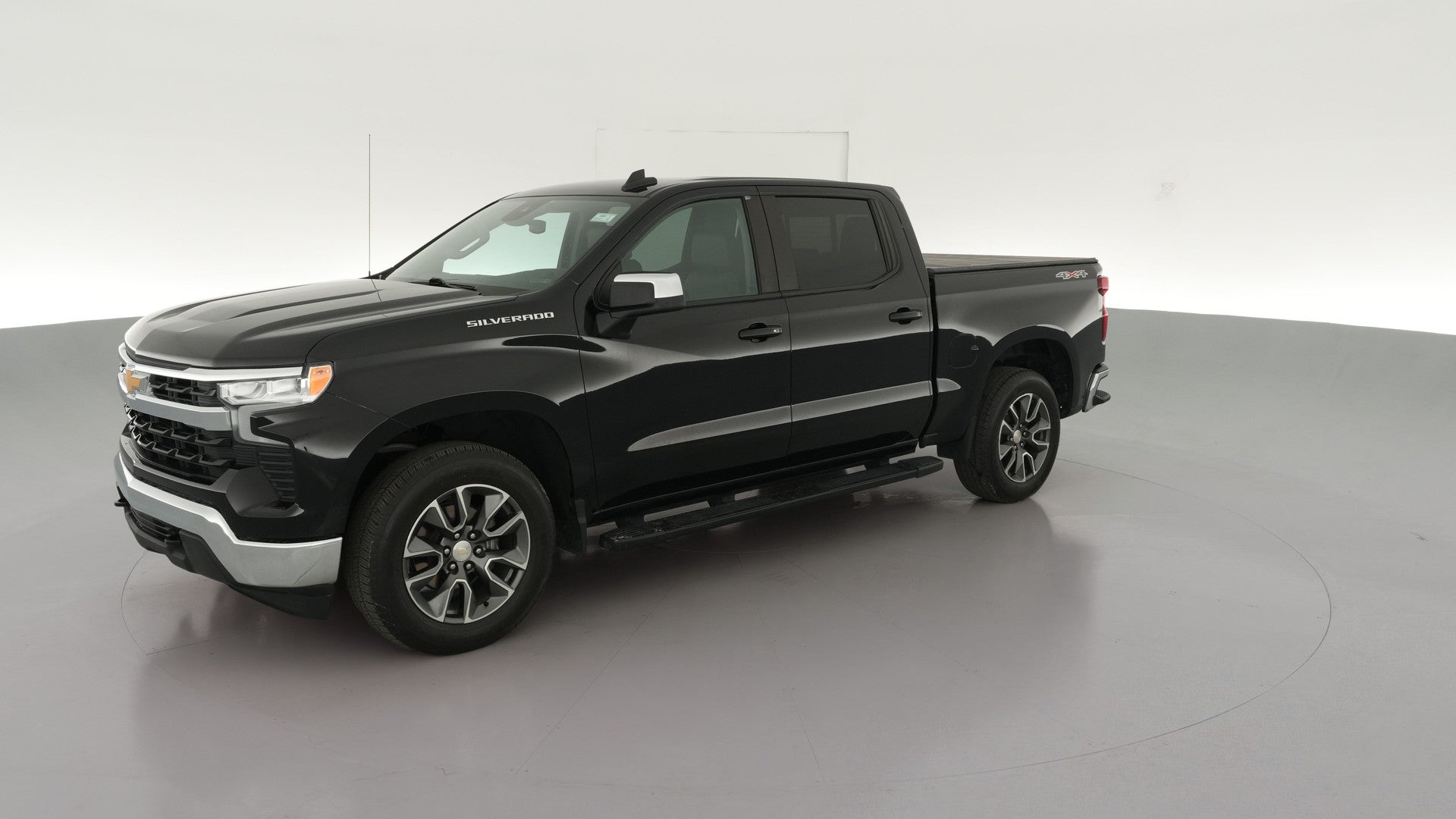 2023 Chevrolet Silverado 1500 Crew Cab vehicle photo