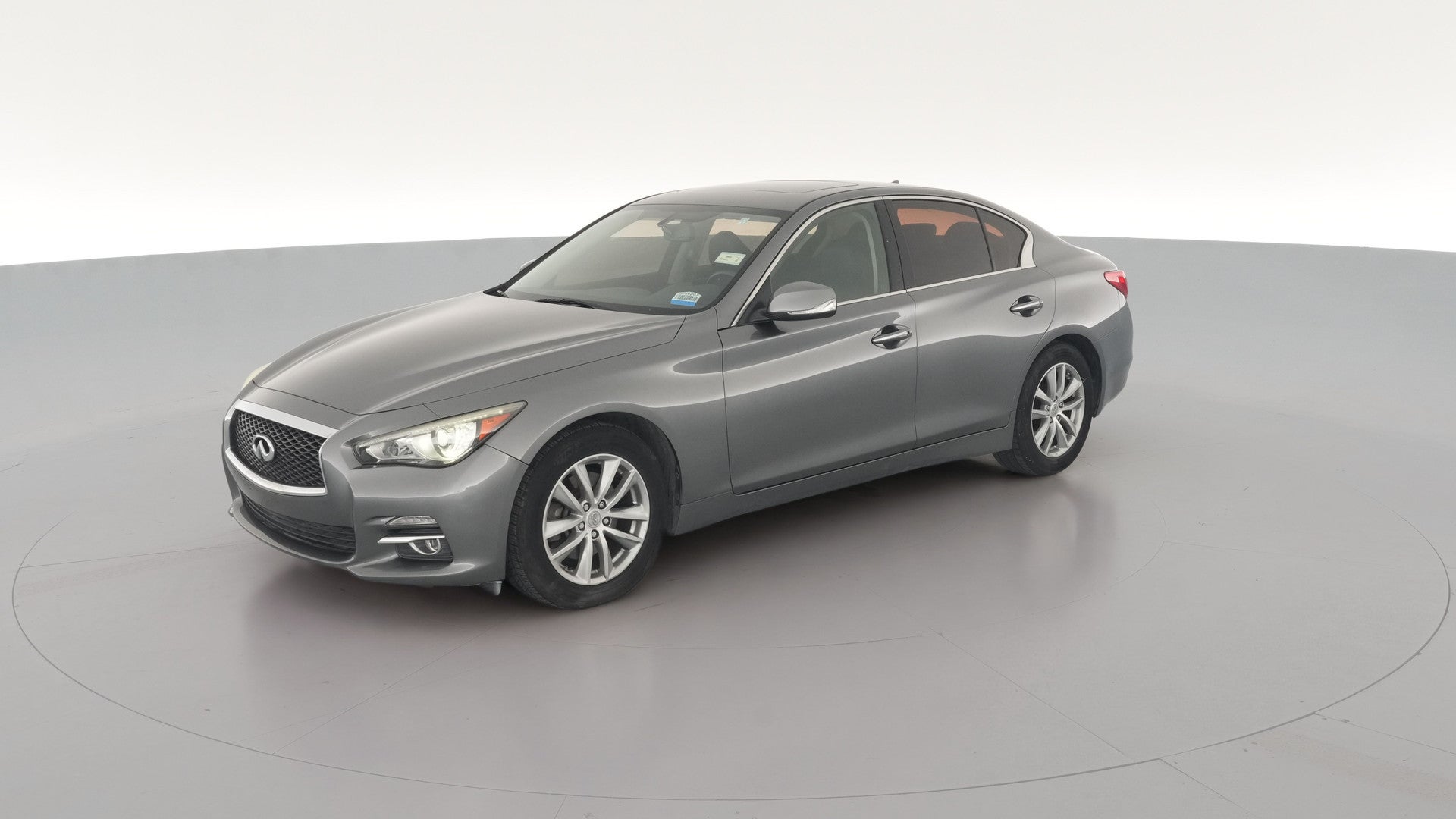 2015 INFINITI Q50 vehicle photo