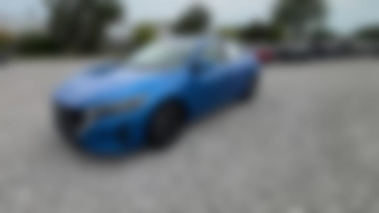 2025 Nissan Sentra vehicle photo