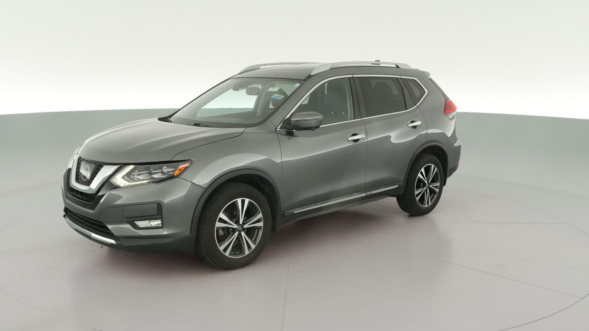 2017 Nissan Rogue vehicle photo