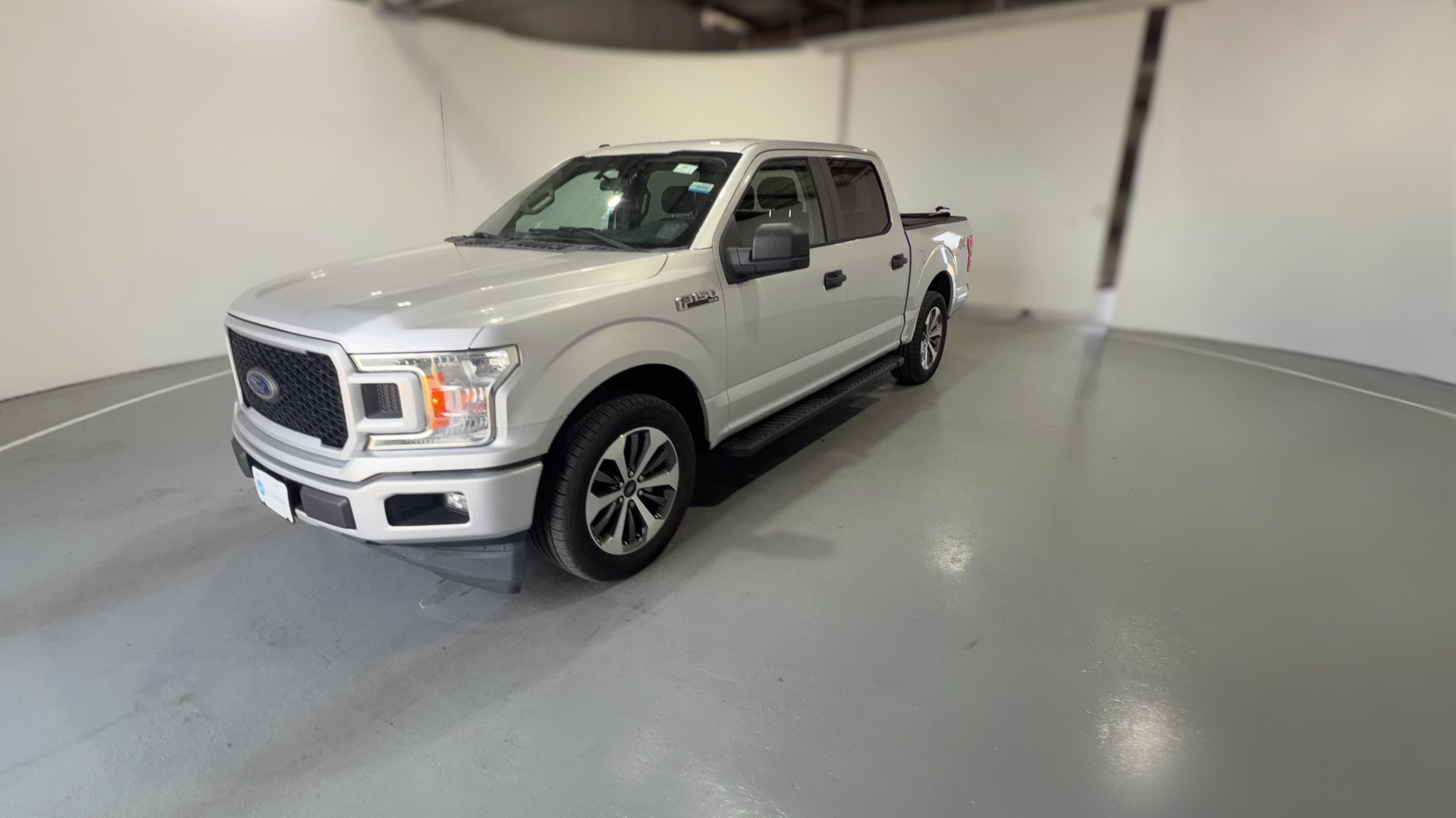 2019 Ford F150 SuperCrew Cab vehicle photo