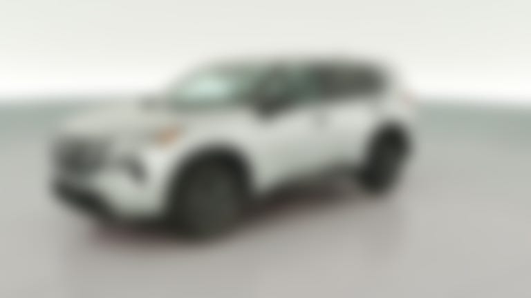 2024 Nissan Rogue vehicle photo