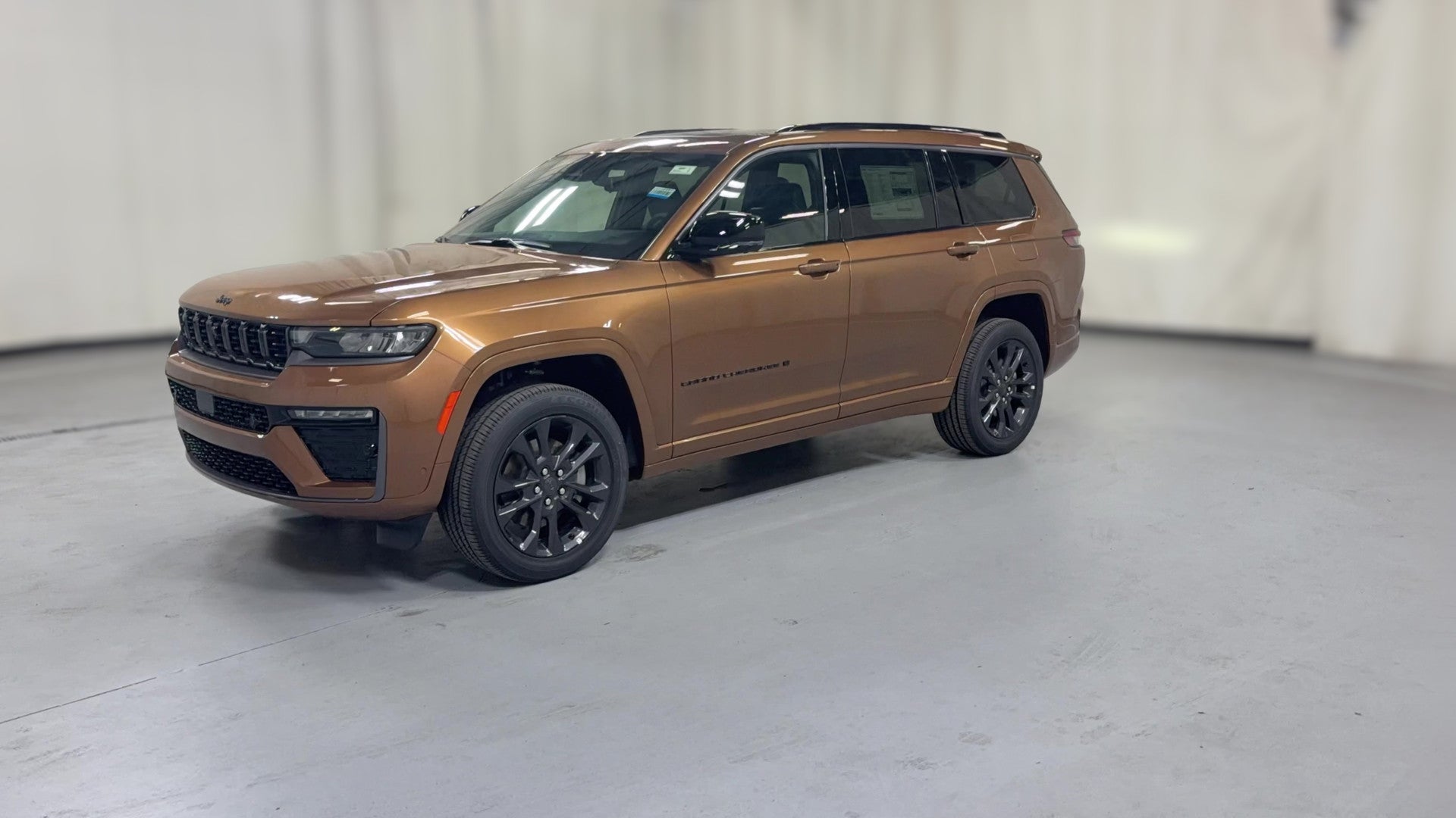 2026 Jeep Grand Cherokee L vehicle photo