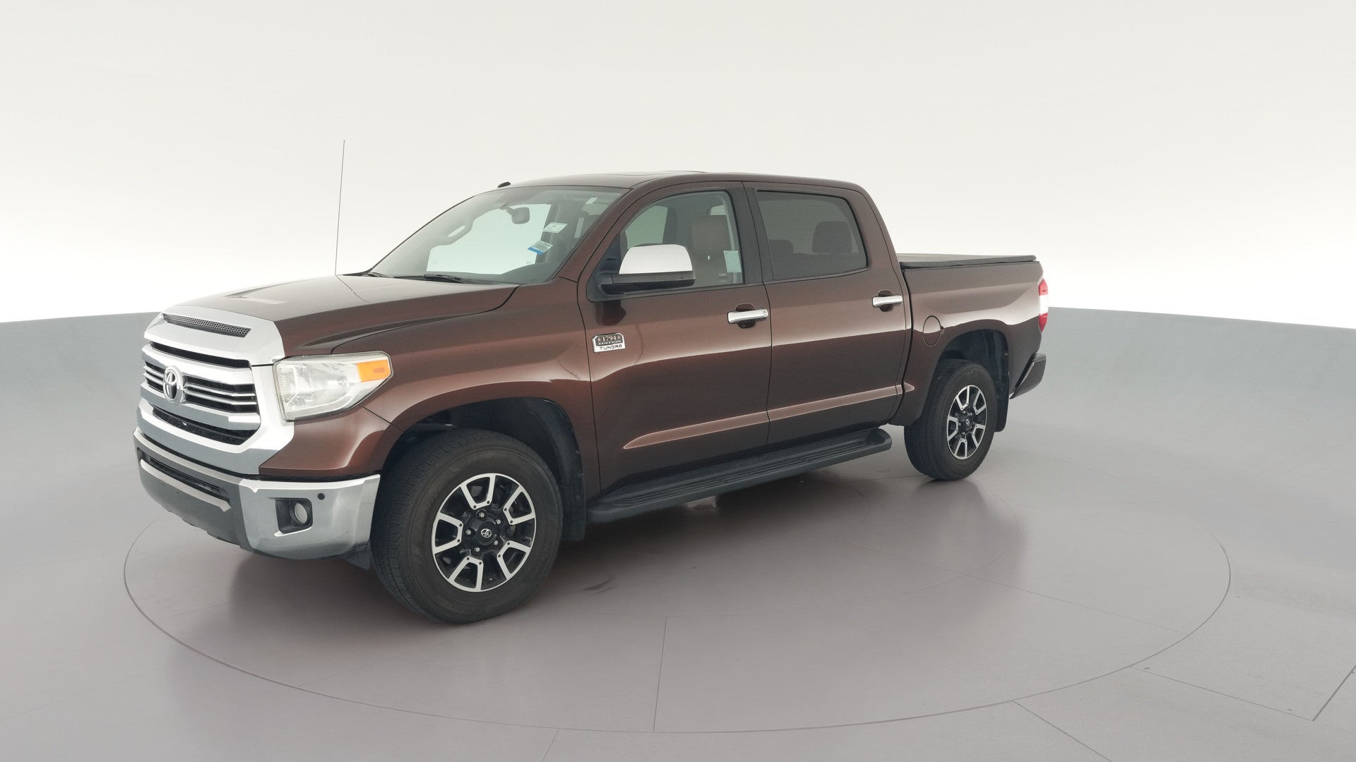 2017 Toyota Tundra CrewMax vehicle photo