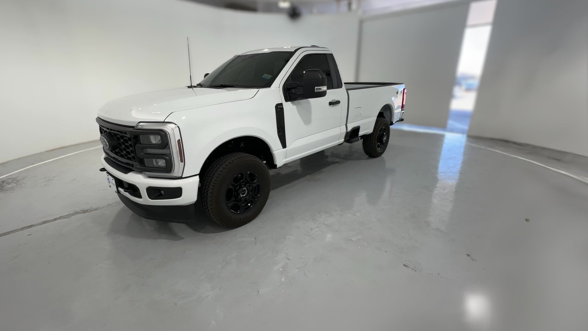 2026 Ford F350 Super Duty Regular Cab vehicle photo