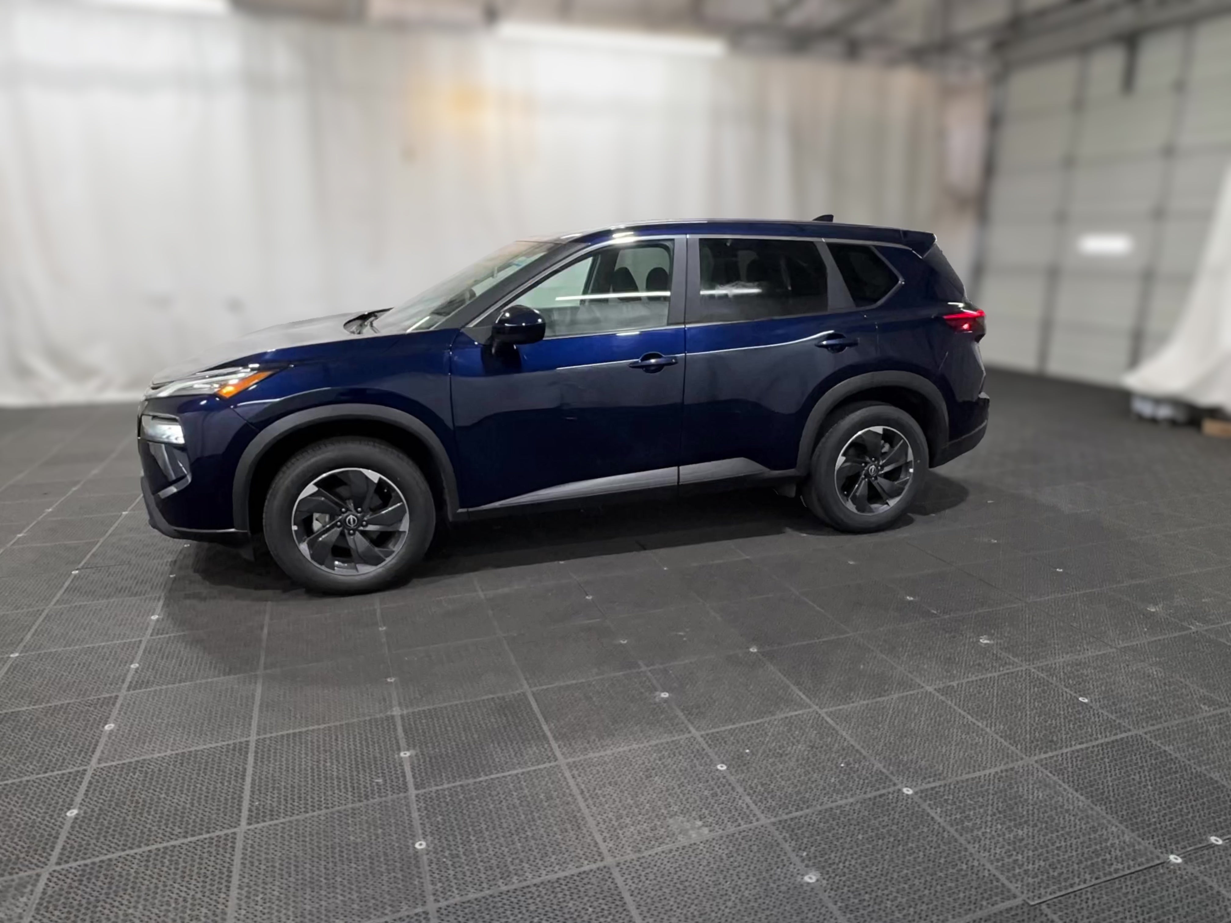 2025 Nissan Rogue SV - Photo 26