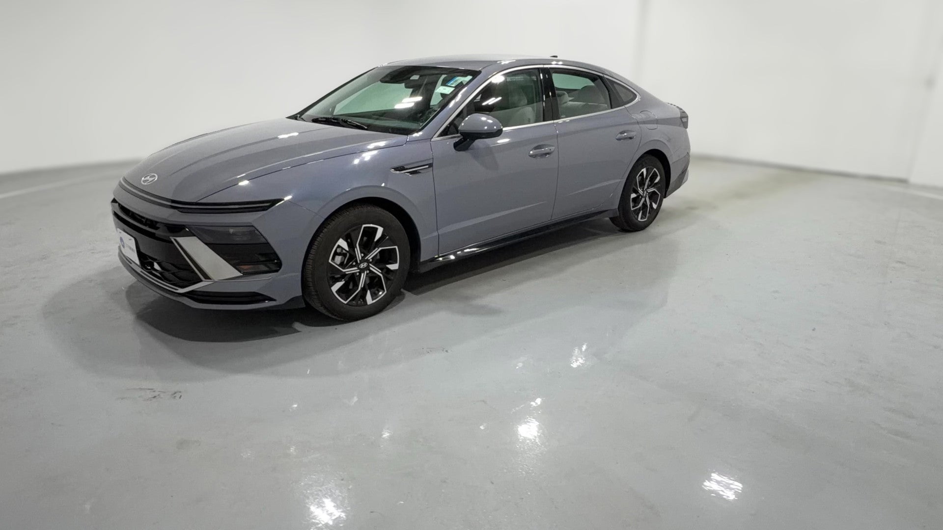 2025 Hyundai Sonata vehicle photo