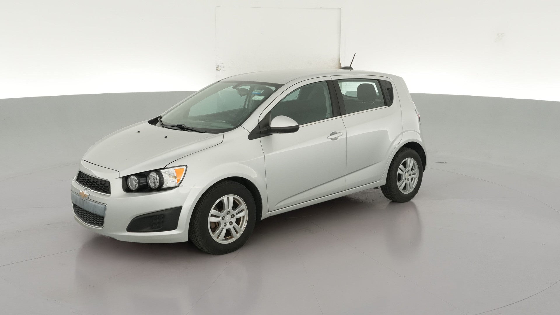 2016 Chevrolet Sonic vehicle photo
