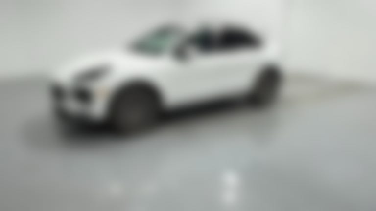 2021 Porsche Macan vehicle photo