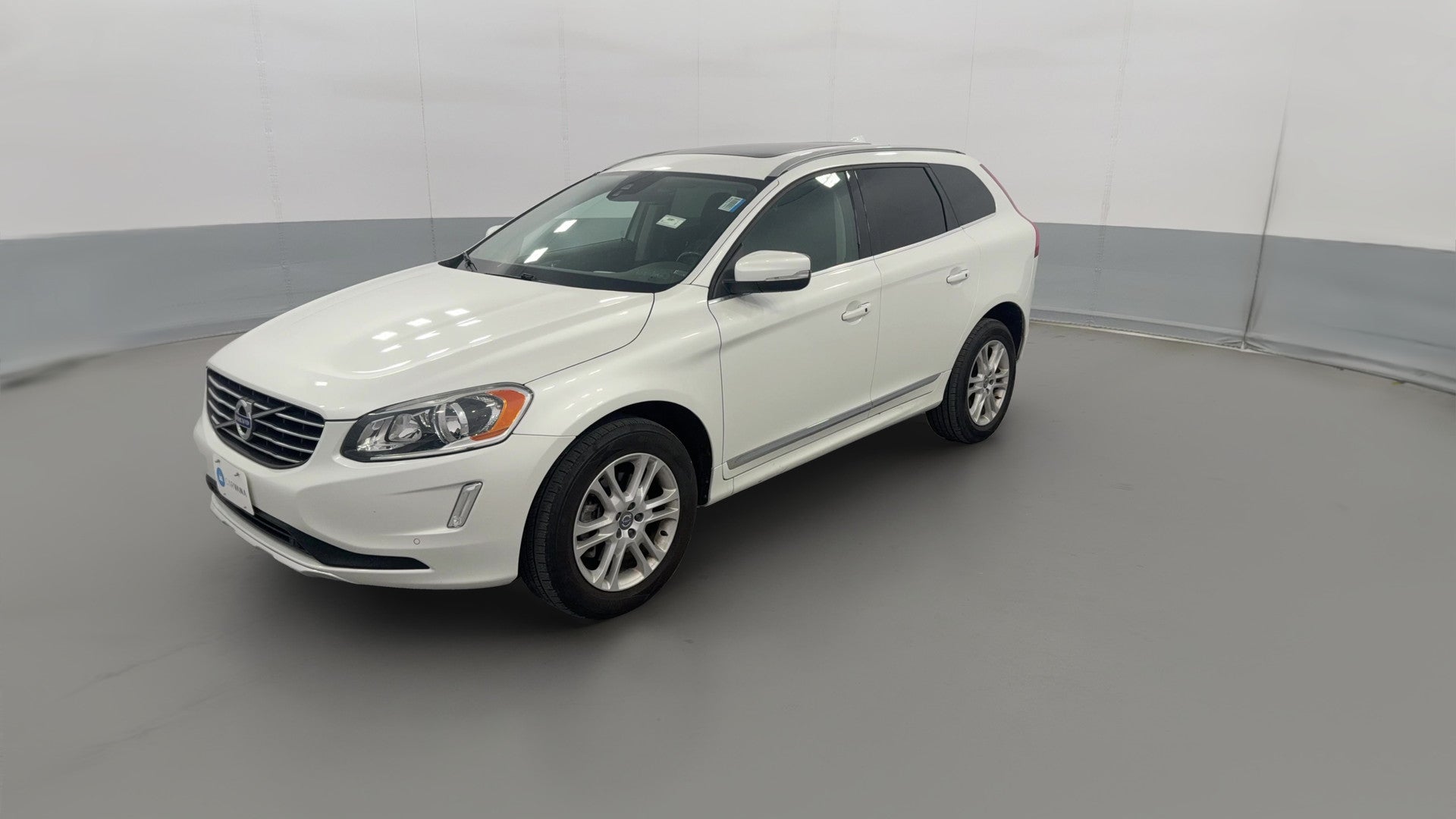 2015 Volvo XC60 vehicle photo