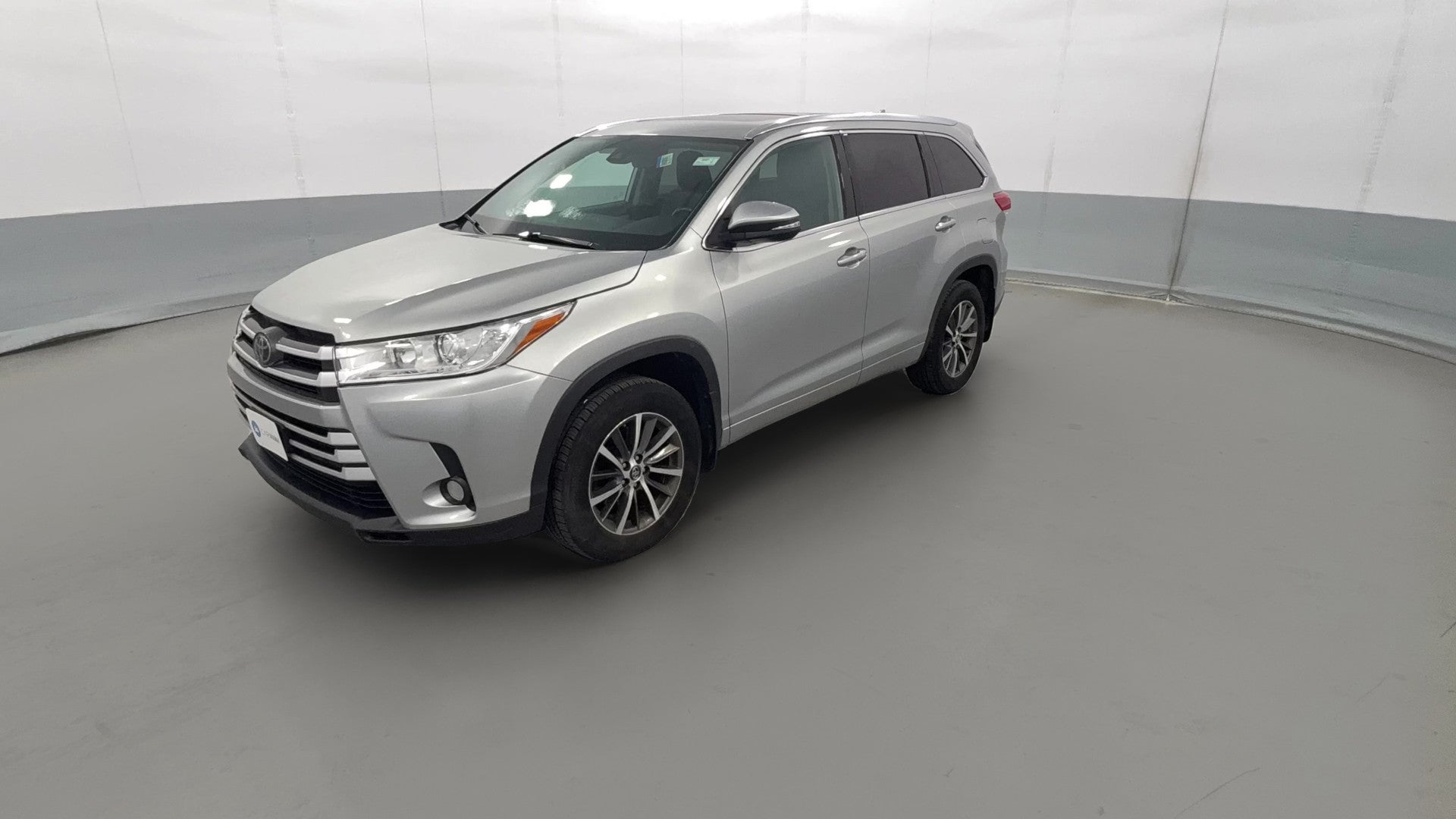 2018 Toyota Highlander vehicle photo