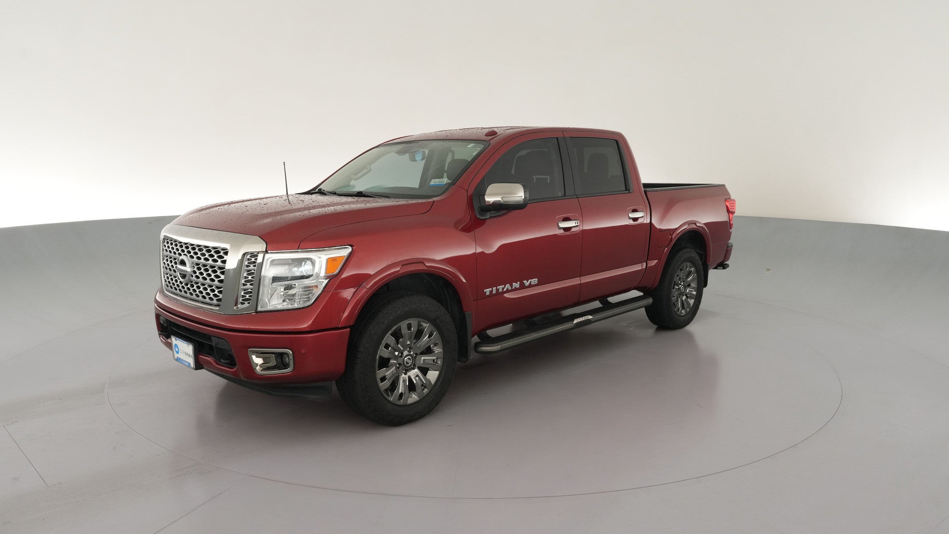2019 Nissan Titan Crew Cab vehicle photo