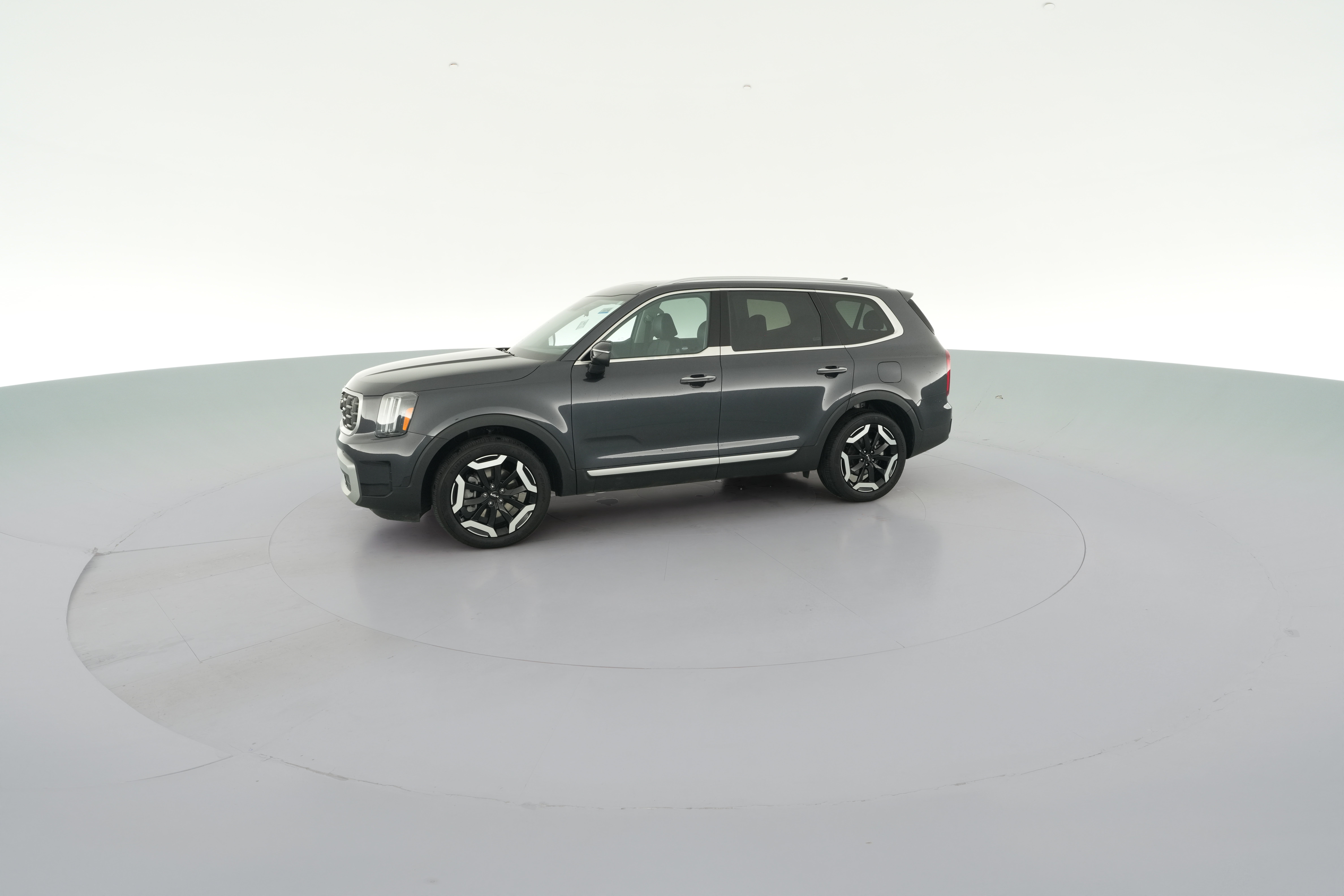2025 Kia Telluride S - Photo 29