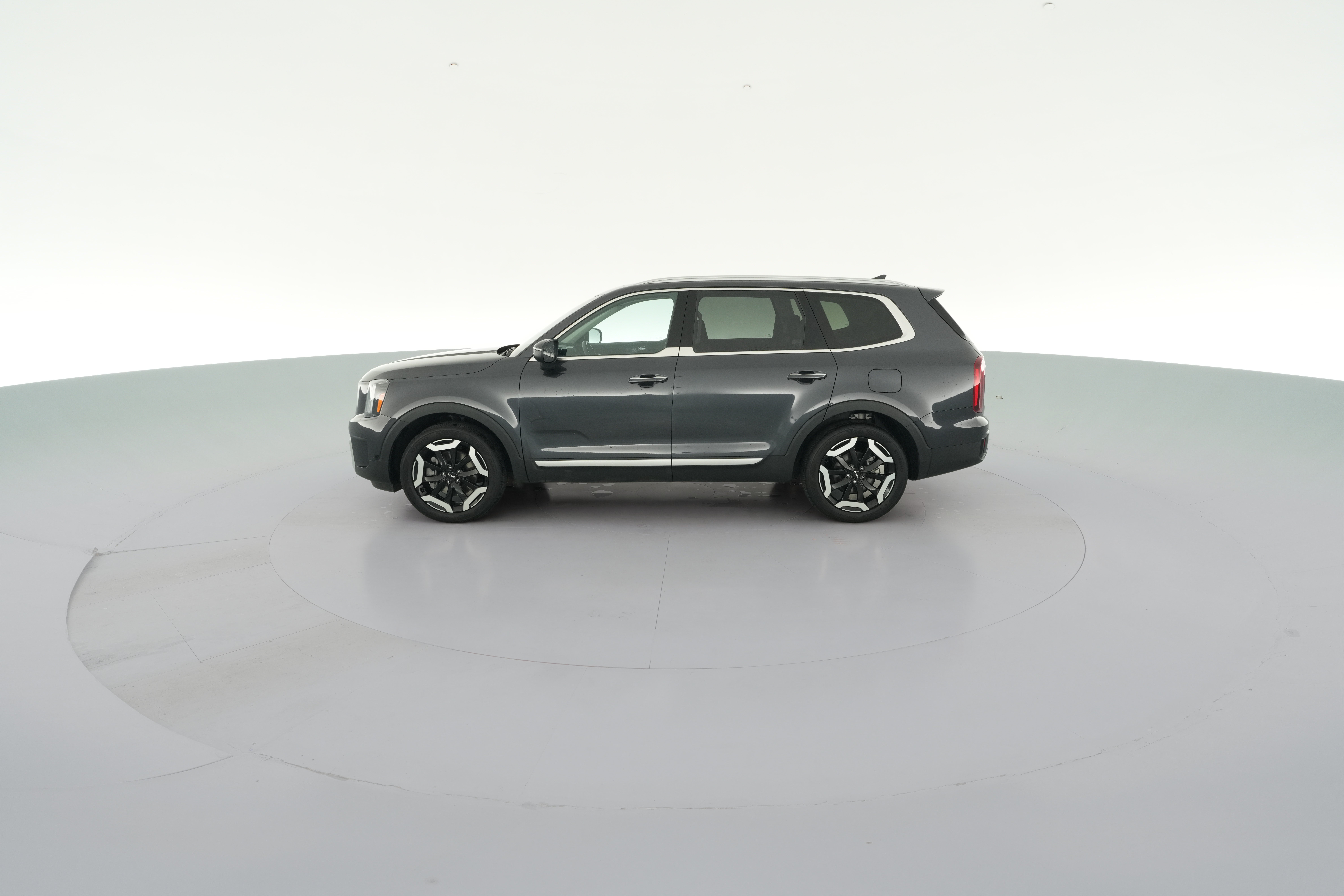 2025 Kia Telluride S - Photo 30
