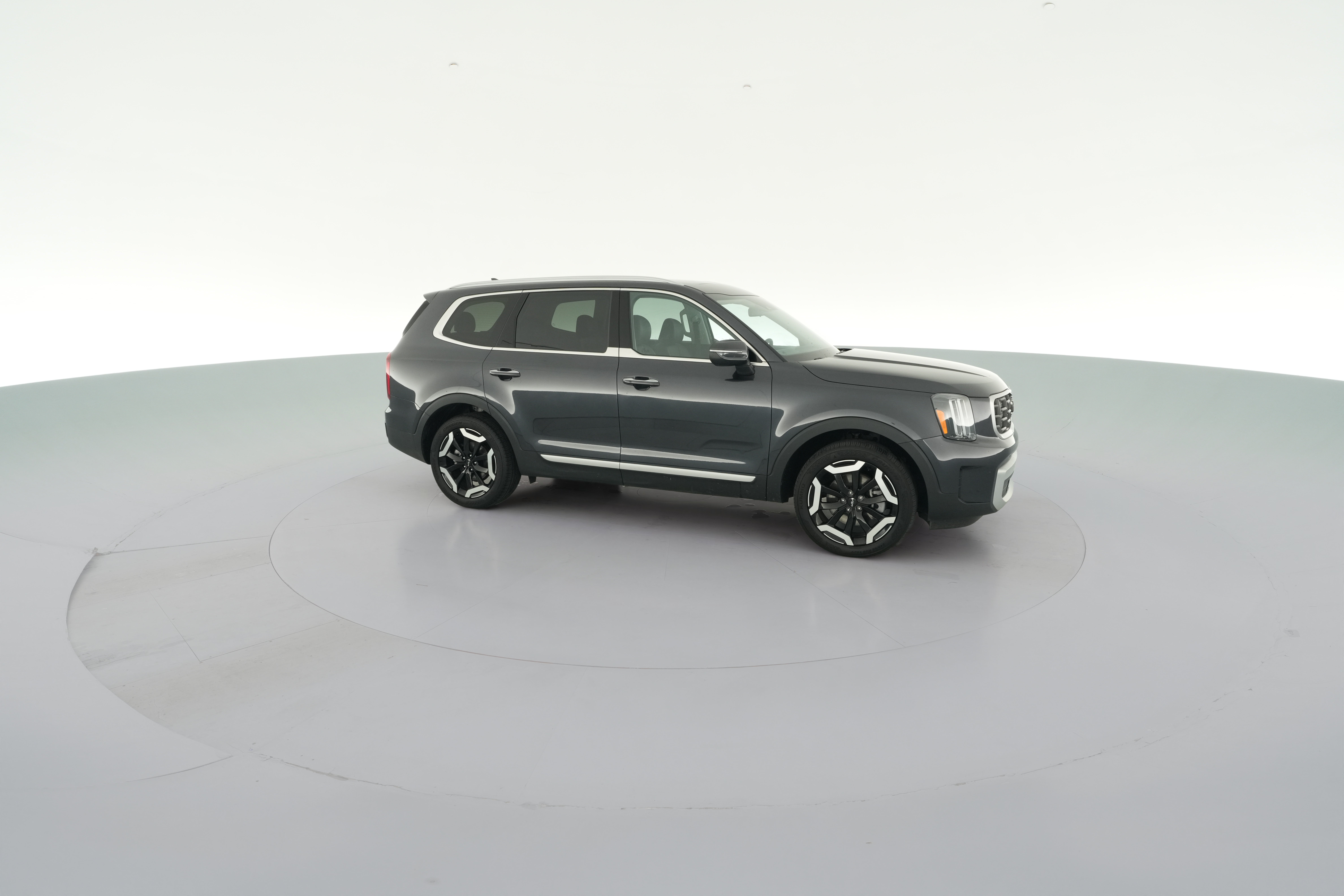 2025 Kia Telluride S - Photo 39