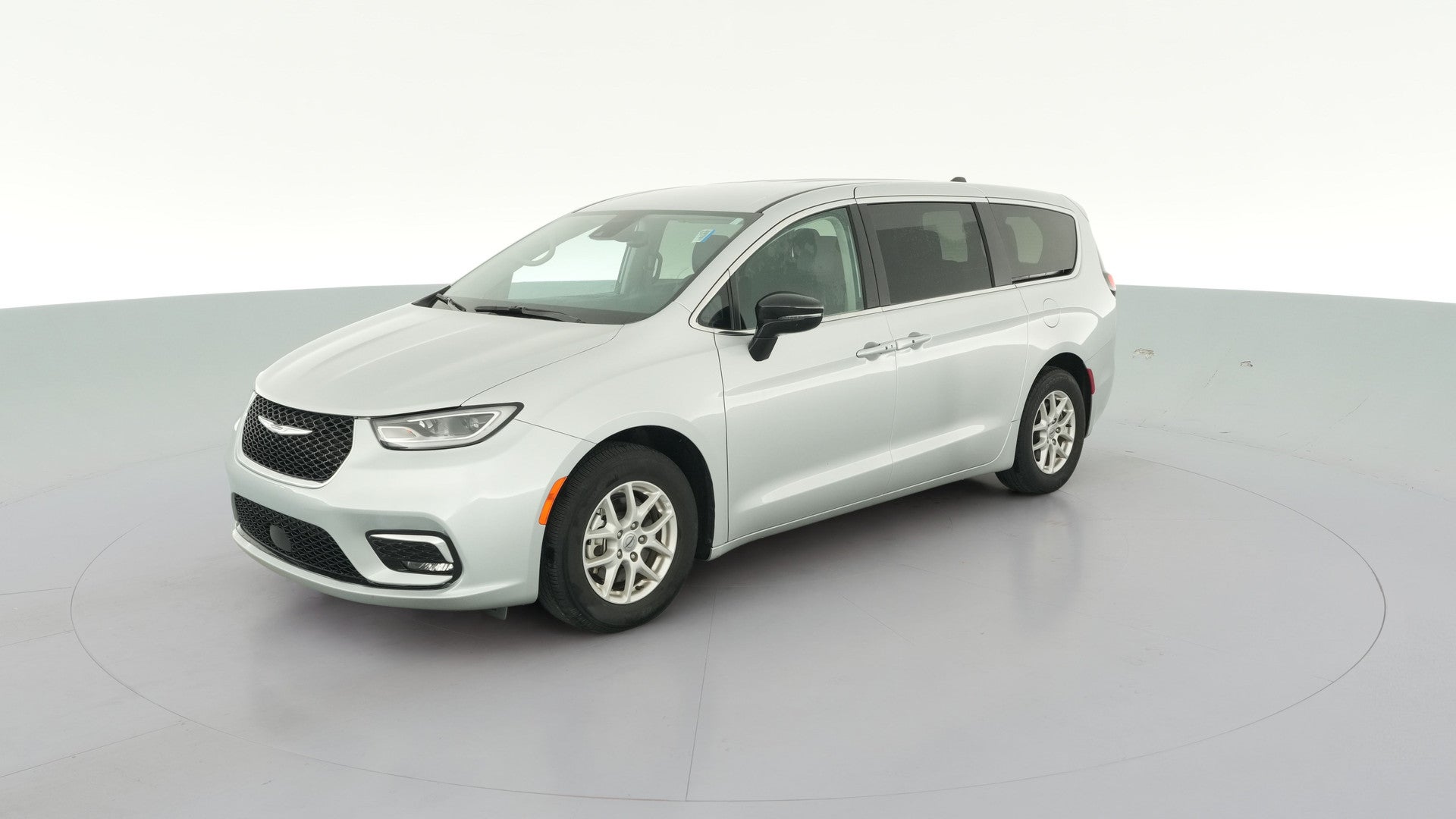 2024 Chrysler Pacifica vehicle photo