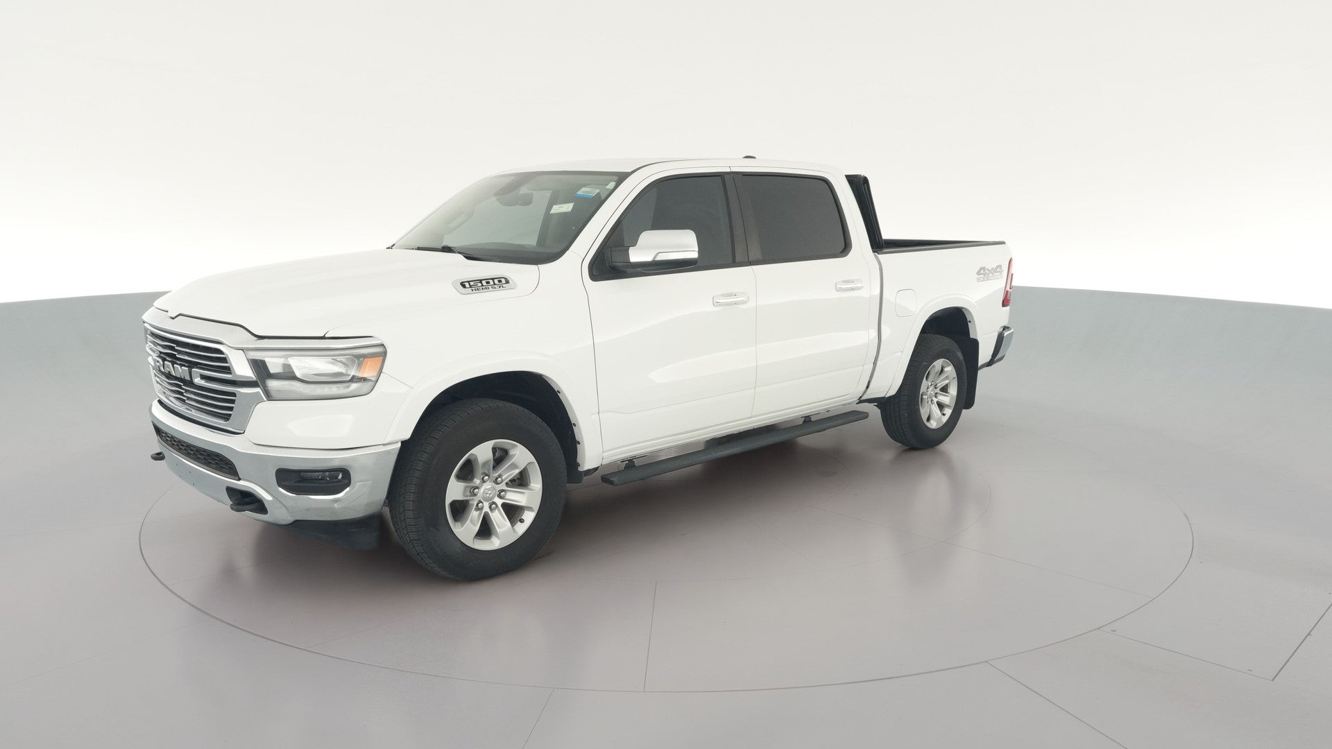 2020 Ram 1500 Crew Cab vehicle photo