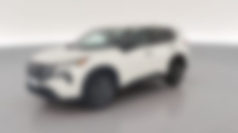 2024 Nissan Rogue vehicle photo