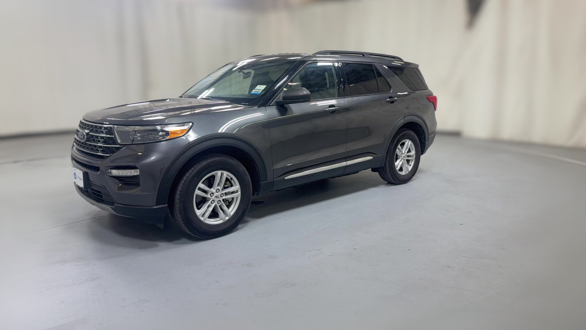 2020 Ford Explorer vehicle photo