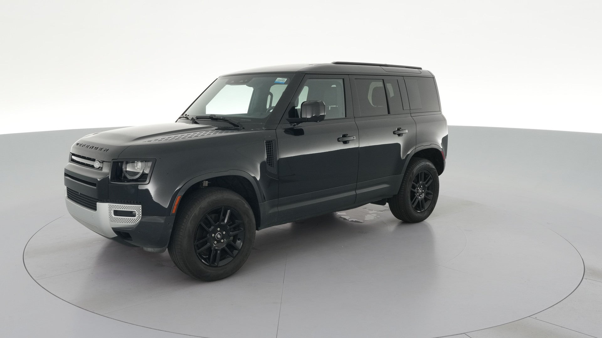 2025 Land Rover Defender 110 vehicle photo