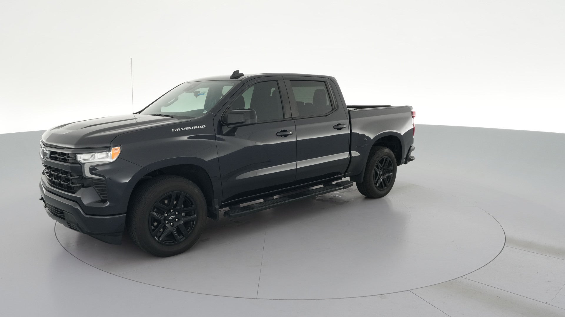 2023 Chevrolet Silverado 1500 Crew Cab vehicle photo