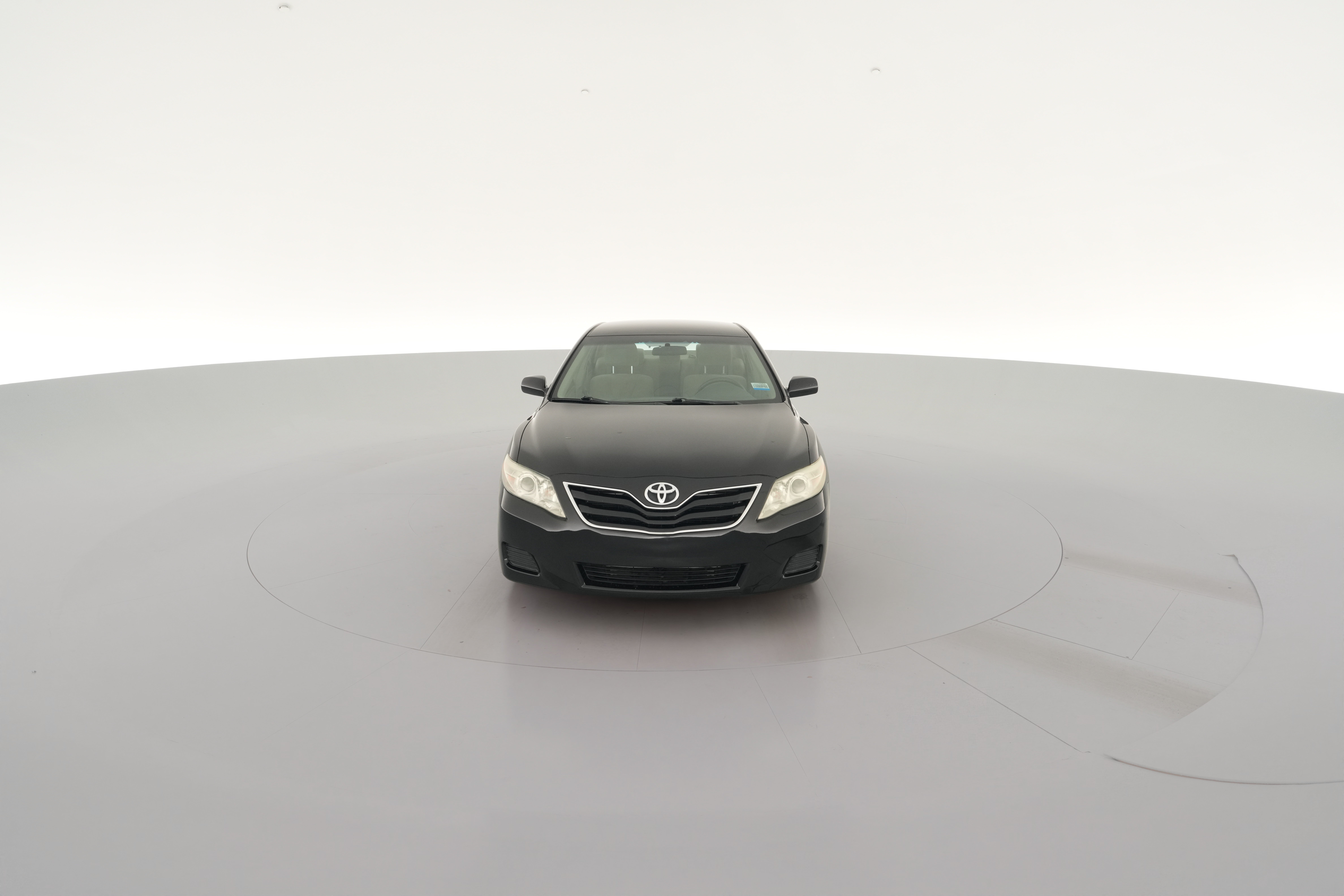 2010 Toyota Camry LE - Photo 17
