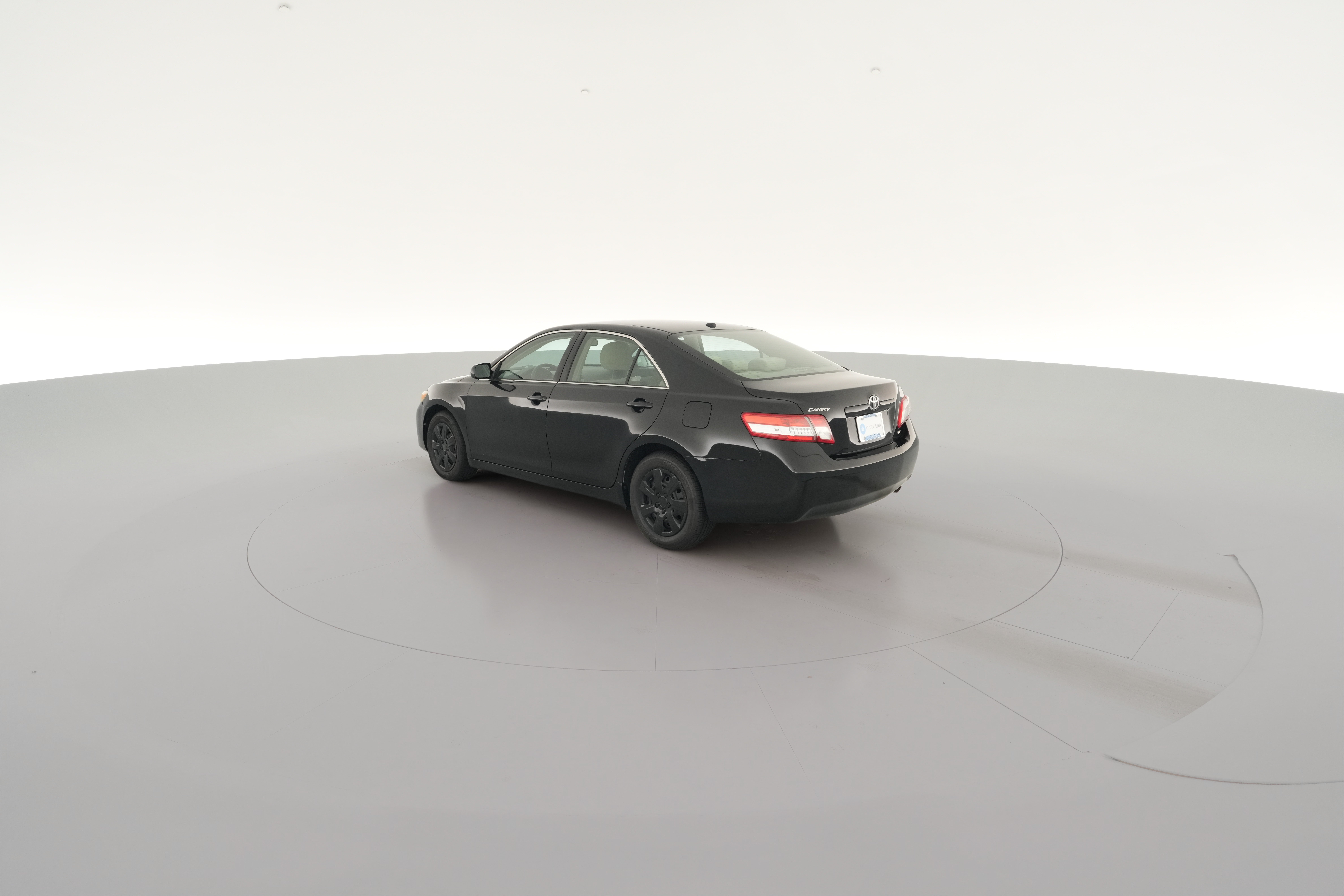 2010 Toyota Camry LE - Photo 23