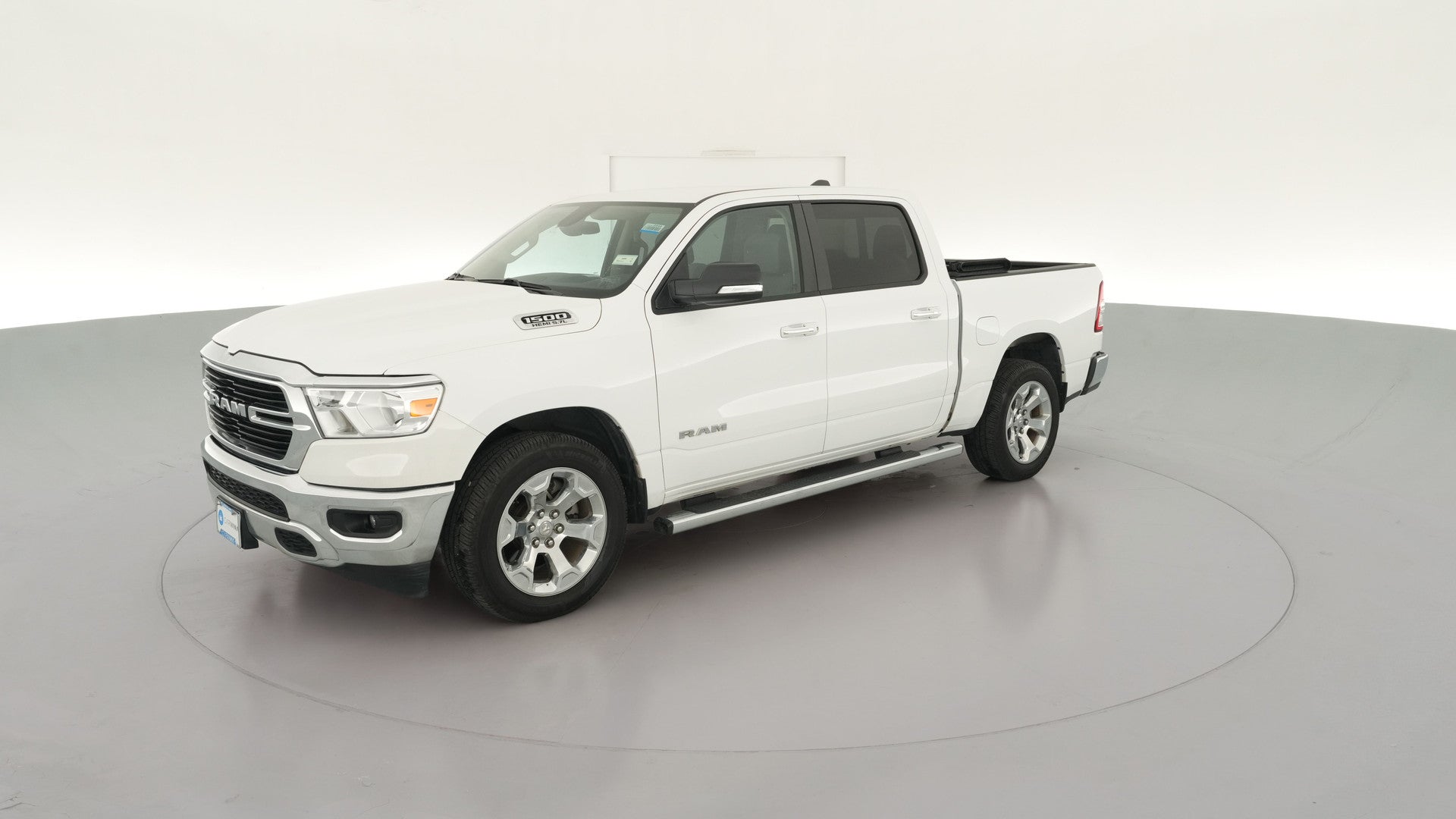 2020 Ram 1500 Crew Cab vehicle photo