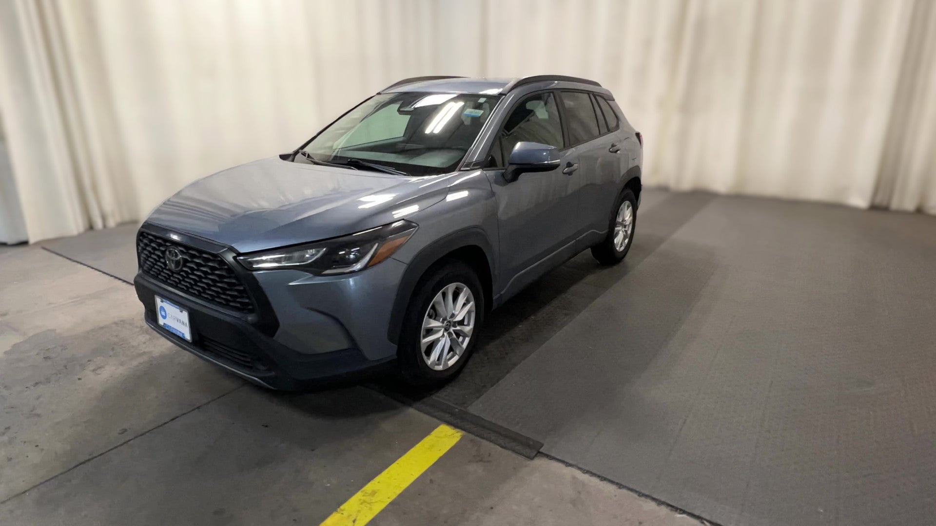 2023 Toyota Corolla Cross vehicle photo