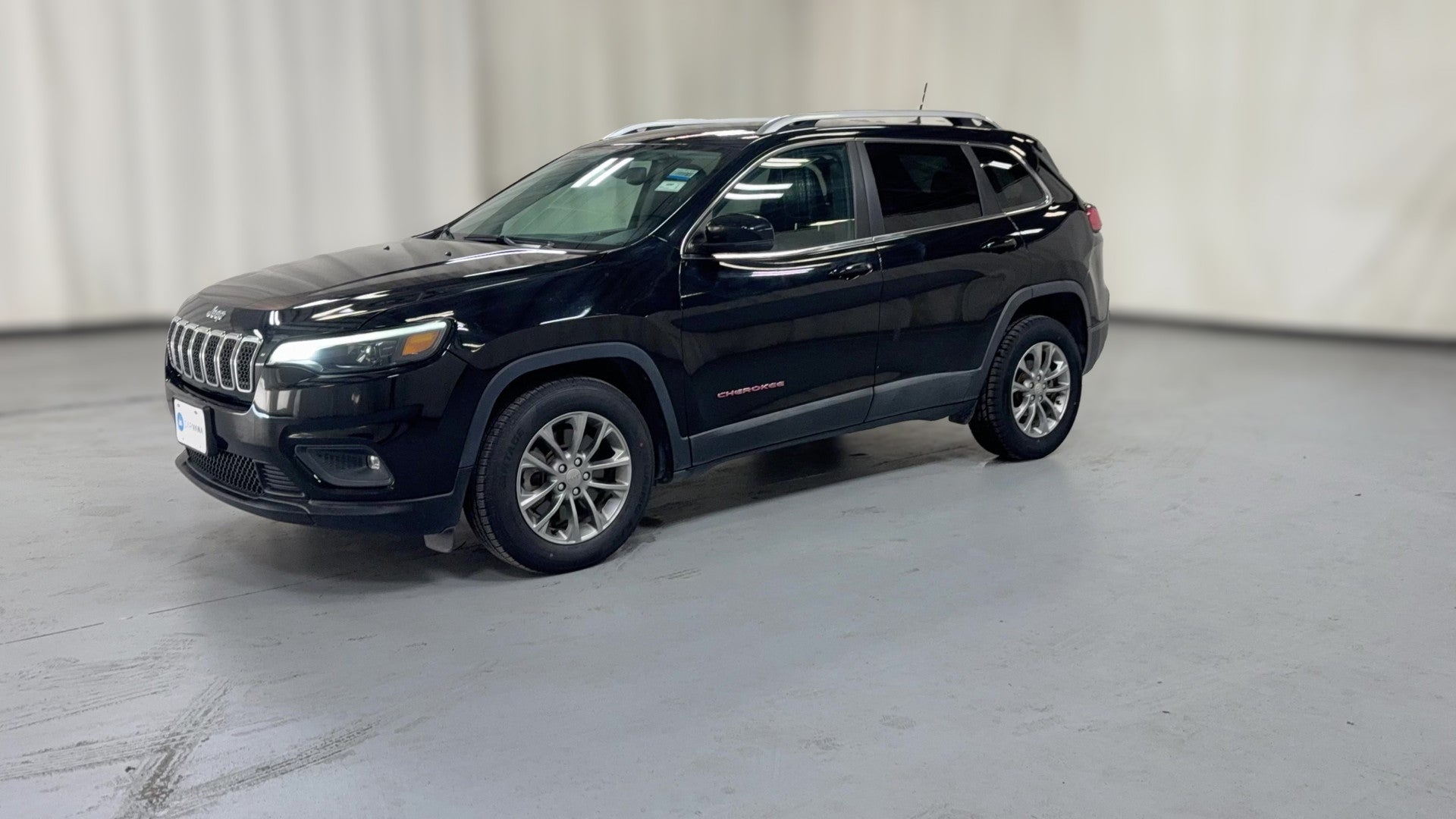 2019 Jeep Cherokee vehicle photo