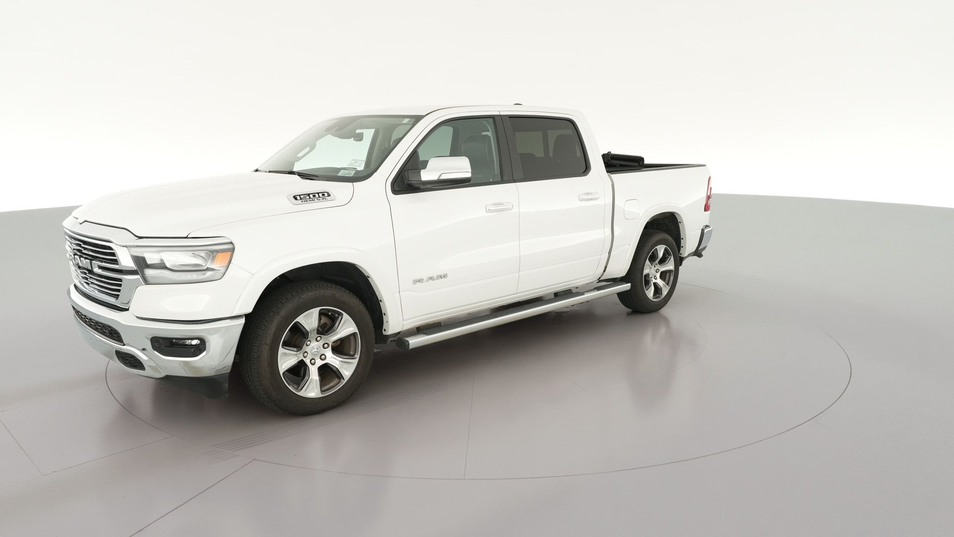 2022 Ram 1500 Crew Cab vehicle photo