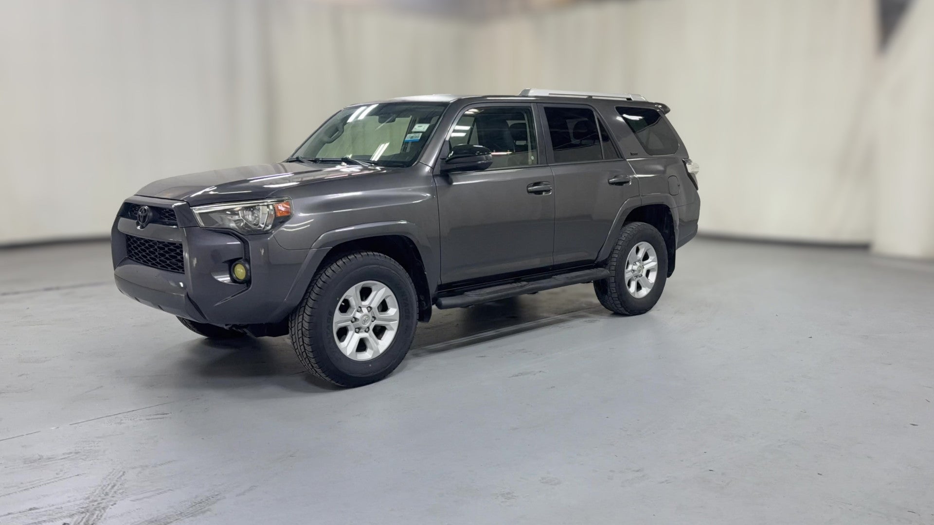 2016 Toyota 4Runner vehicle photo