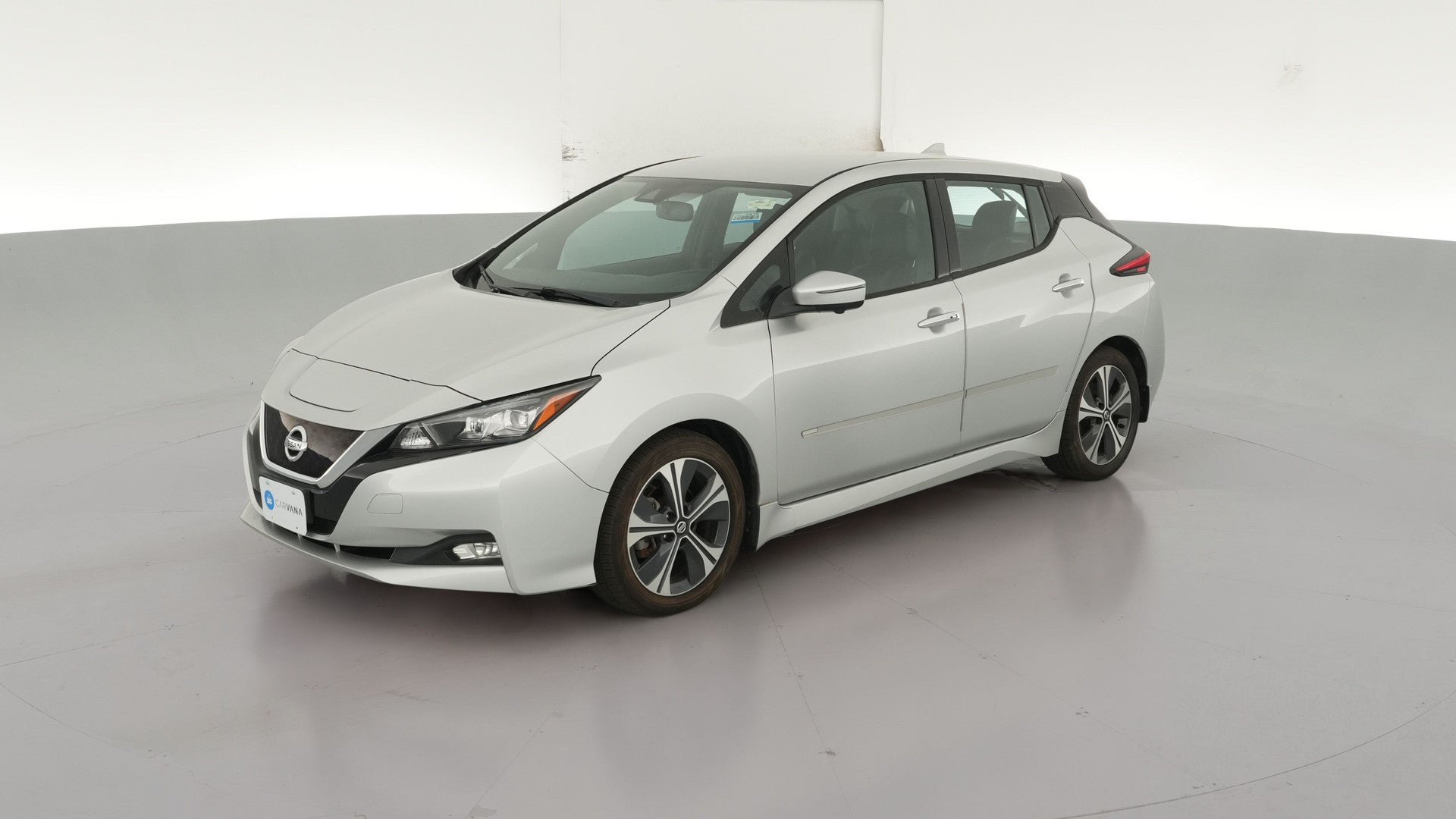 2018 Nissan LEAF vehicle photo