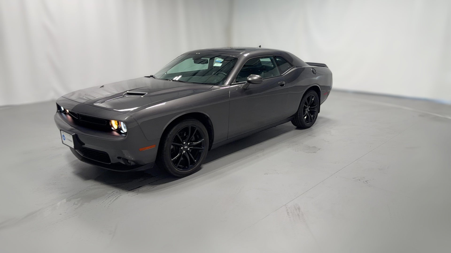 2018 Dodge Challenger vehicle photo