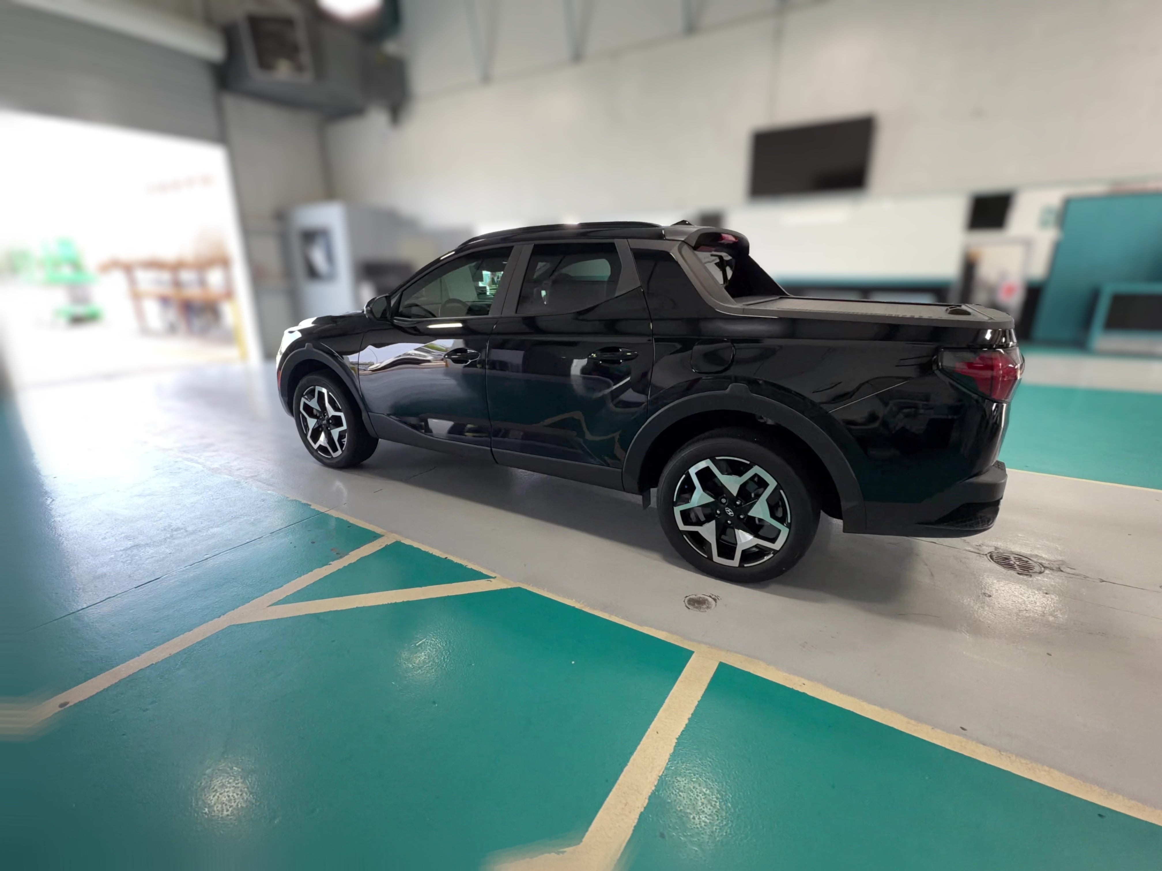 2024 Hyundai Santa Cruz Limited - Photo 32