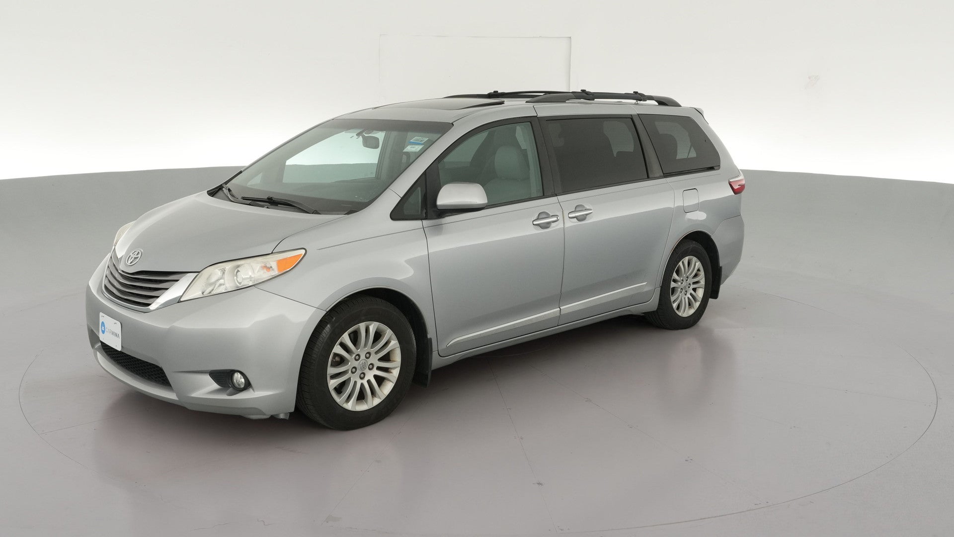 2017 Toyota Sienna vehicle photo