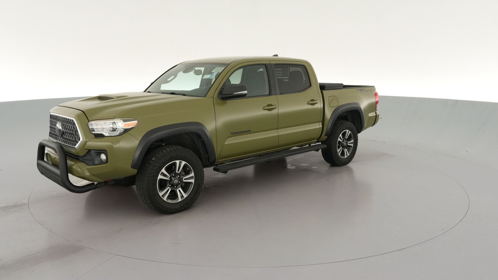 2018 Toyota Tacoma Double Cab vehicle photo