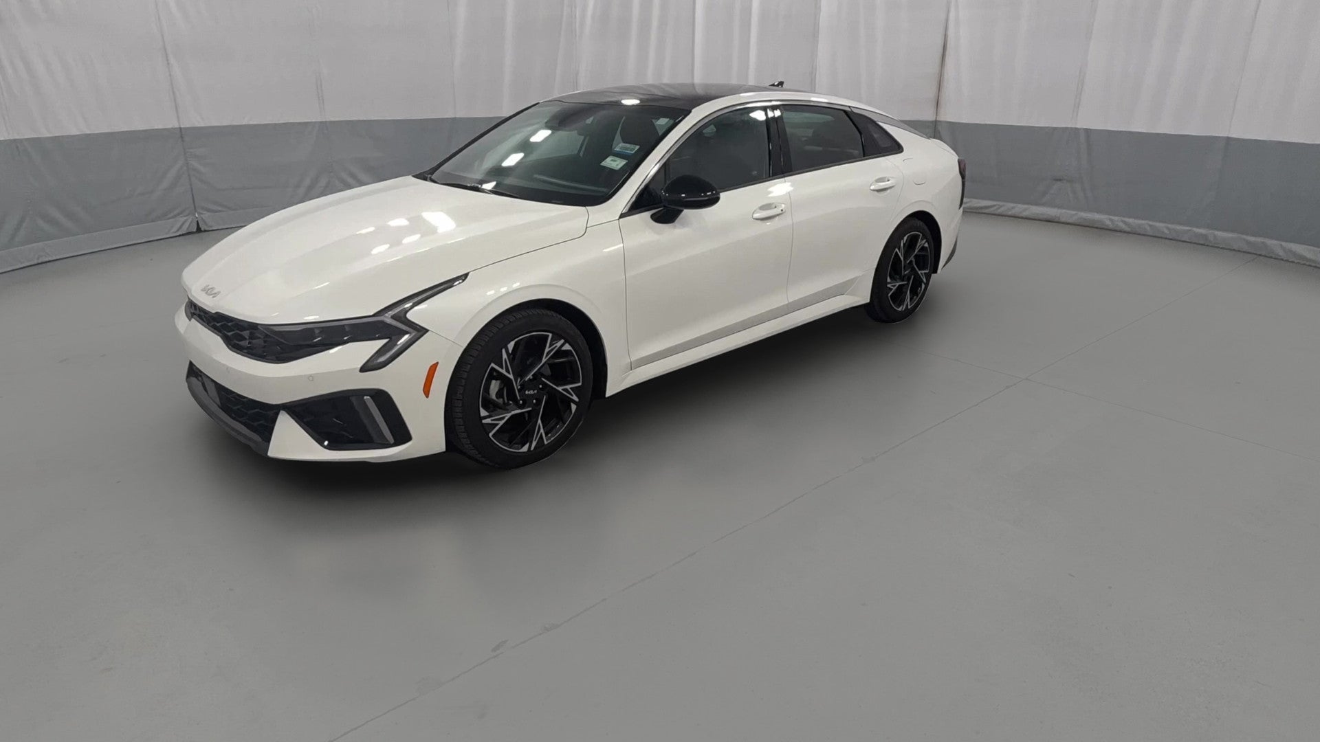 2025 Kia K5 vehicle photo