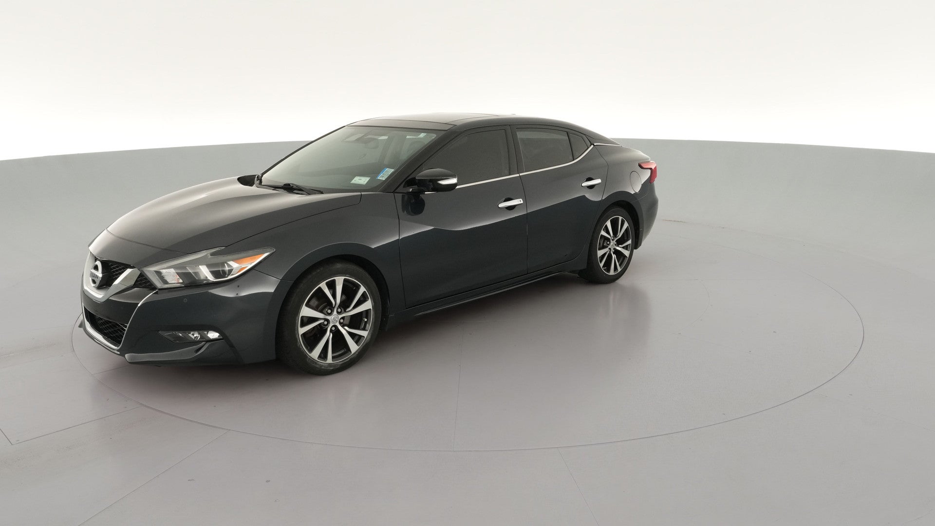 2016 Nissan Maxima vehicle photo