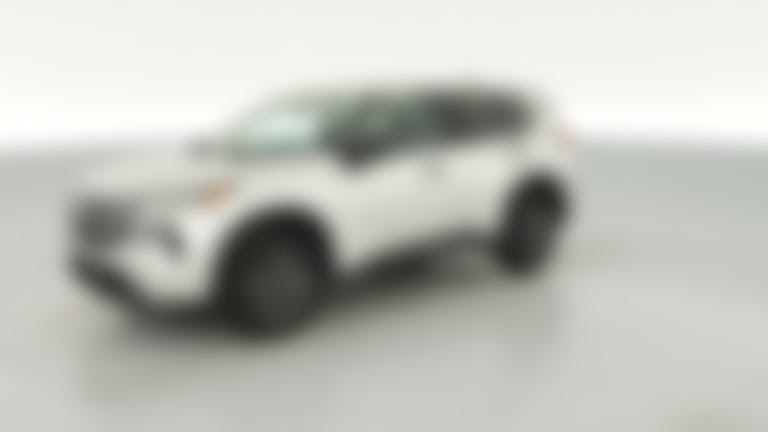 2024 Nissan Rogue vehicle photo