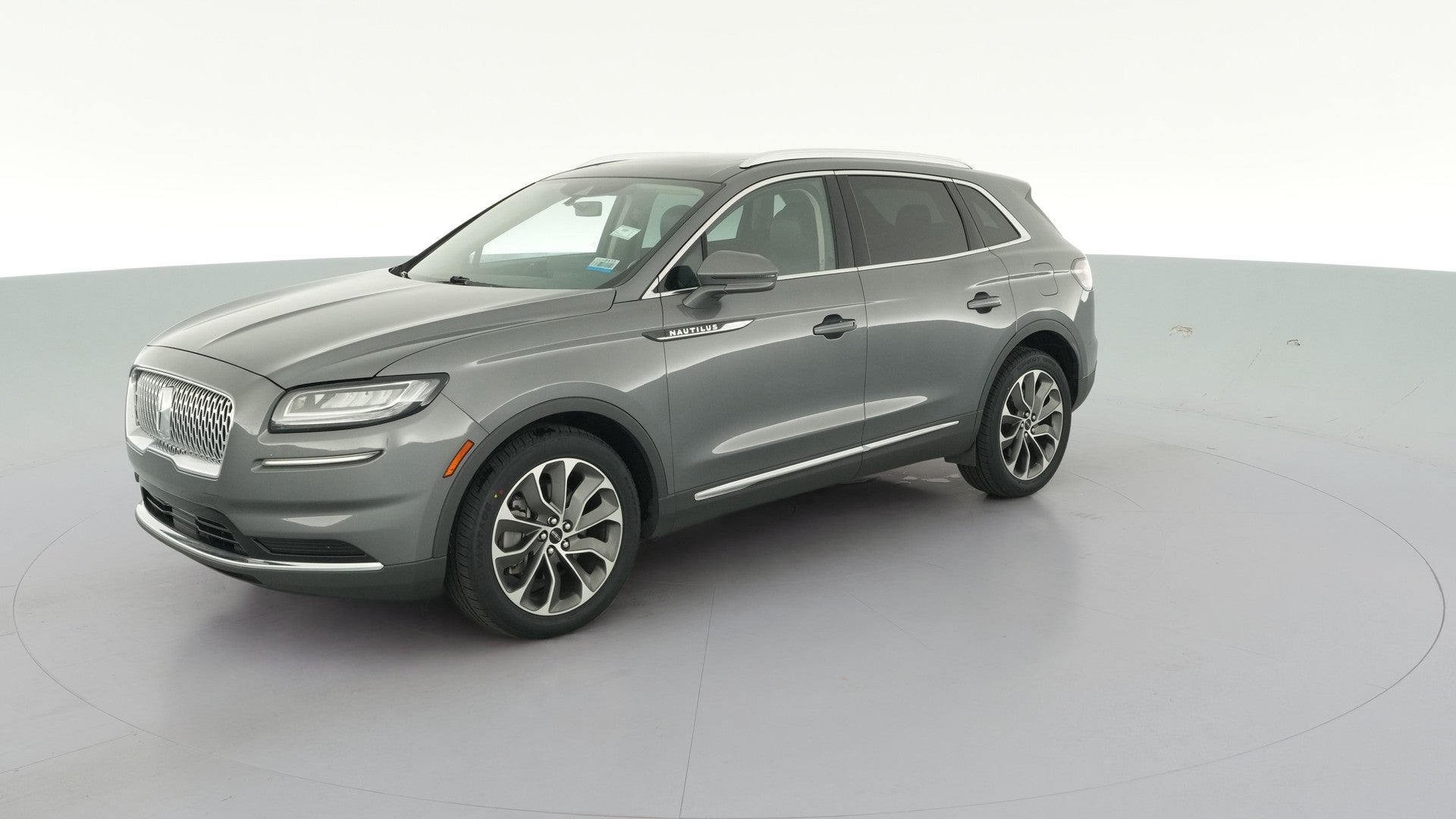 2022 Lincoln Nautilus vehicle photo