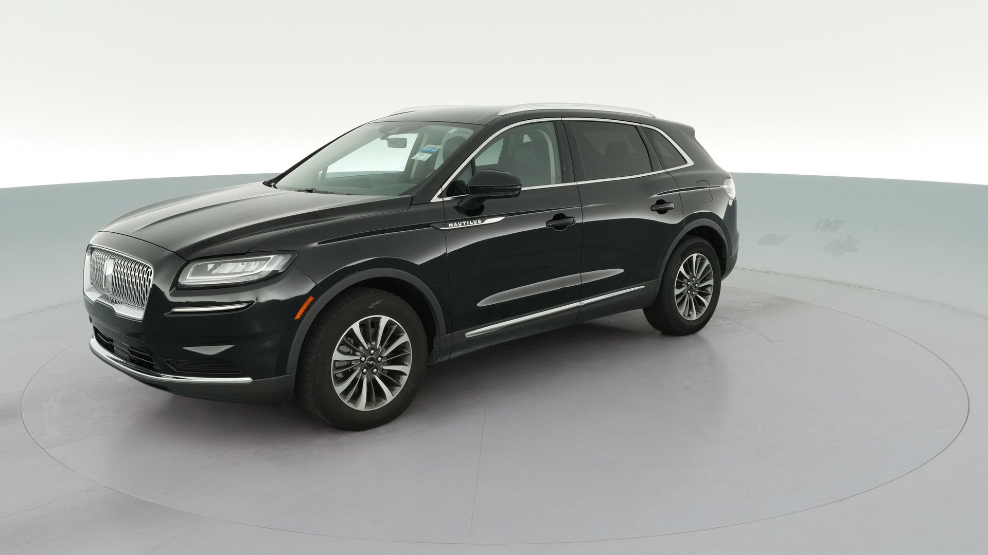 2023 Lincoln Nautilus vehicle photo