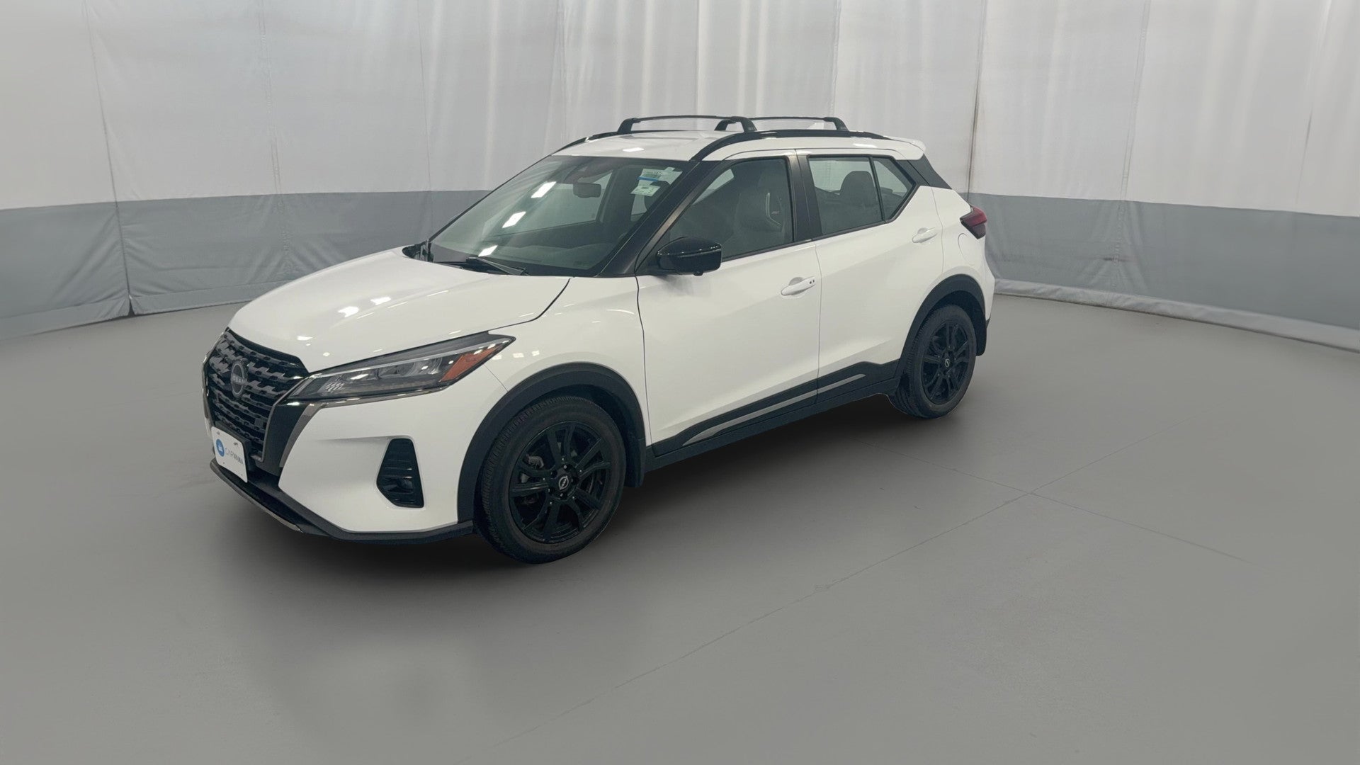 2023 Nissan Kicks vehicle photo