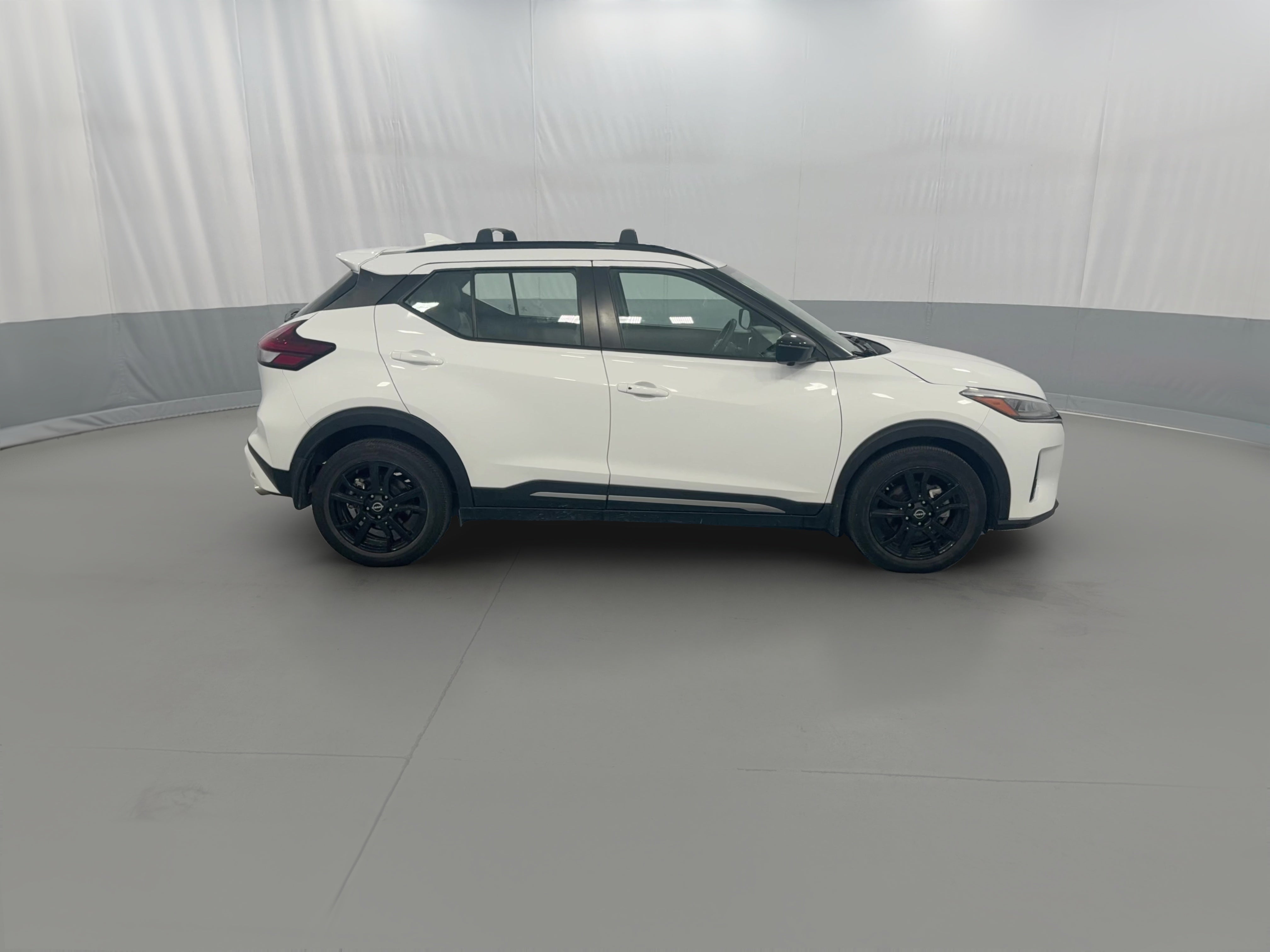 2023 Nissan Kicks SR - Photo 35