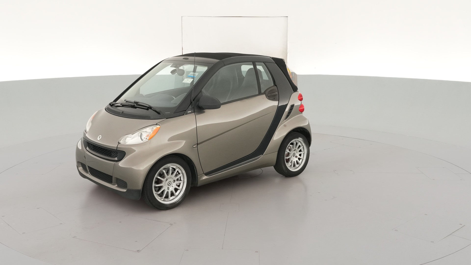 2012 smart fortwo vehicle photo